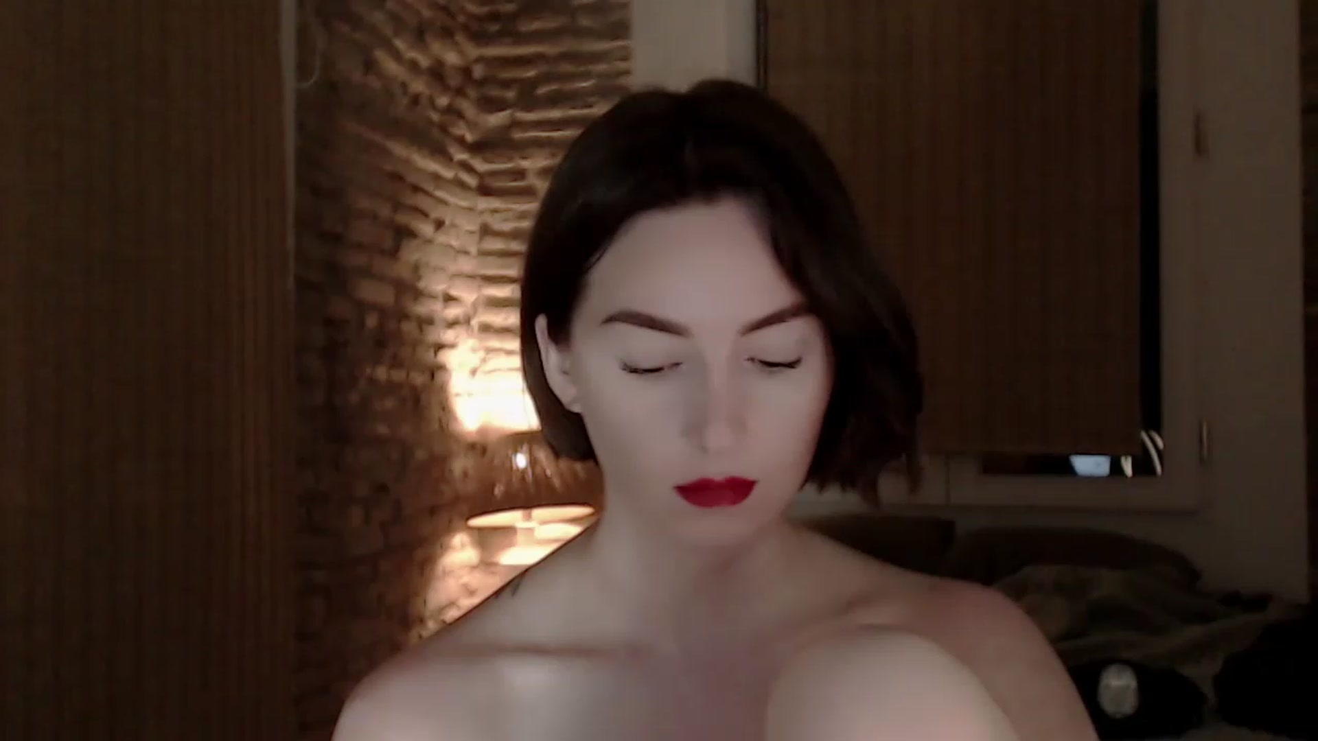 Gallery image thumbnail from Red_Lips_Girl's myfreecams stream on, 06/22/2023, 22:29 image 17 of 20