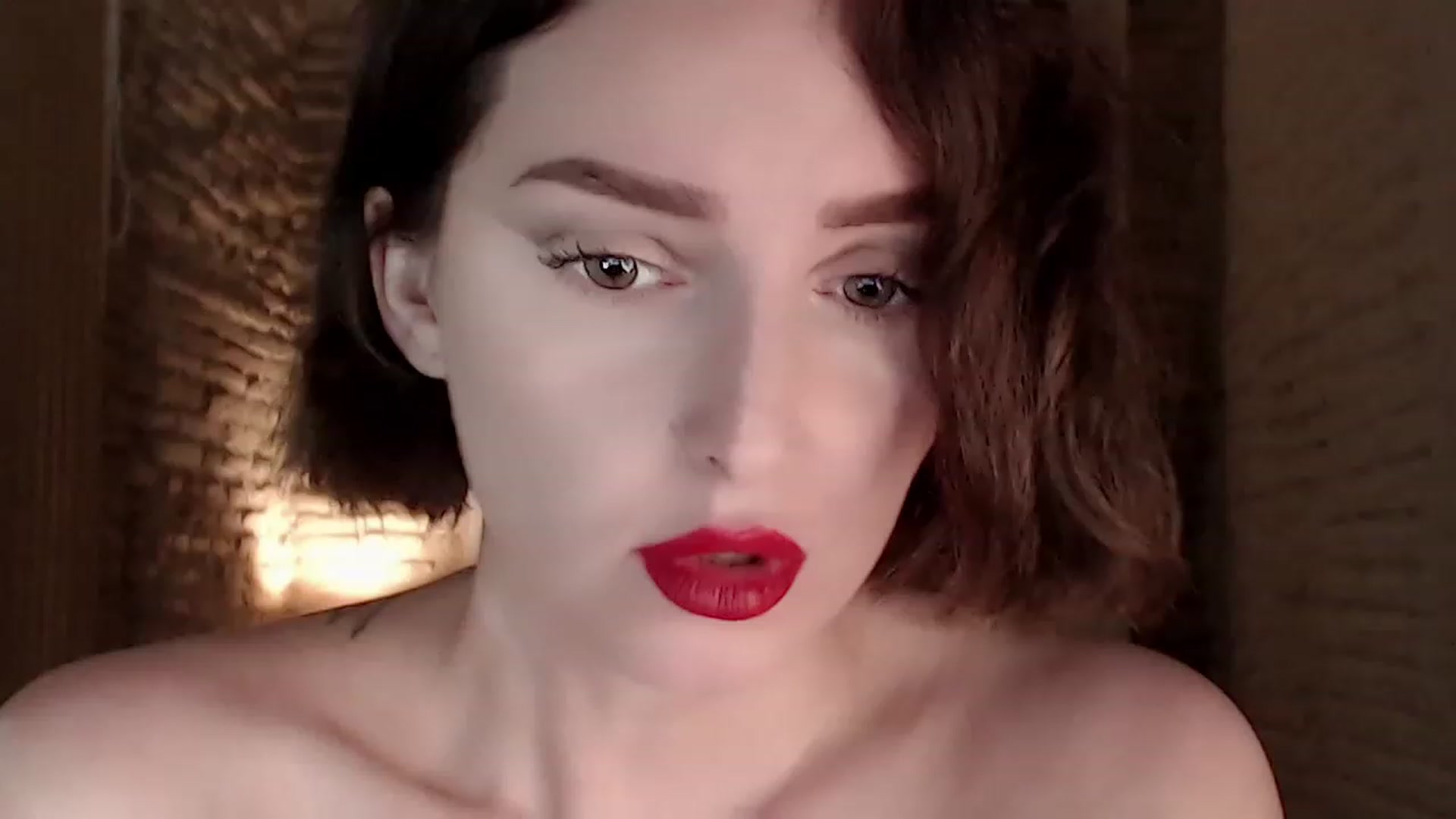 Gallery image thumbnail from Red_Lips_Girl's myfreecams stream on, 06/26/2023, 21:35 image 2 of 20