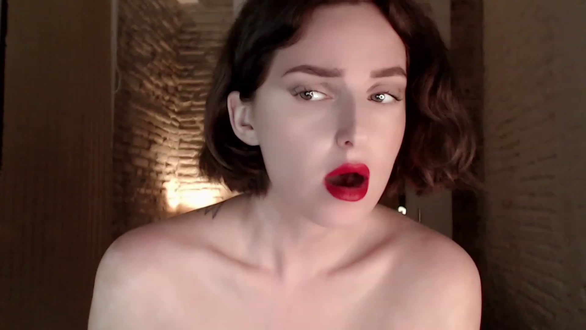 Gallery image thumbnail from Red_Lips_Girl's myfreecams stream on, 06/26/2023, 22:13 image 19 of 20