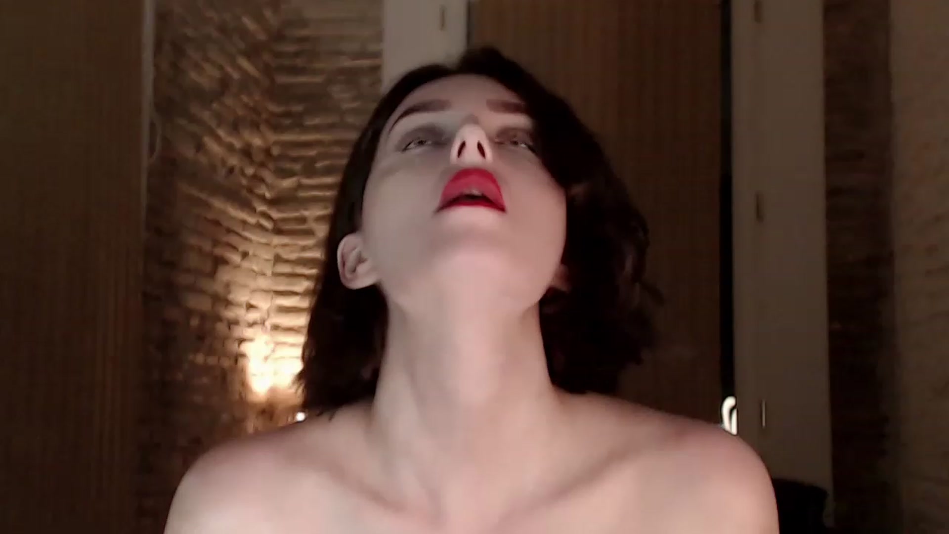 Gallery image thumbnail from Red_Lips_Girl's myfreecams stream on, 06/26/2023, 22:13 image 4 of 20