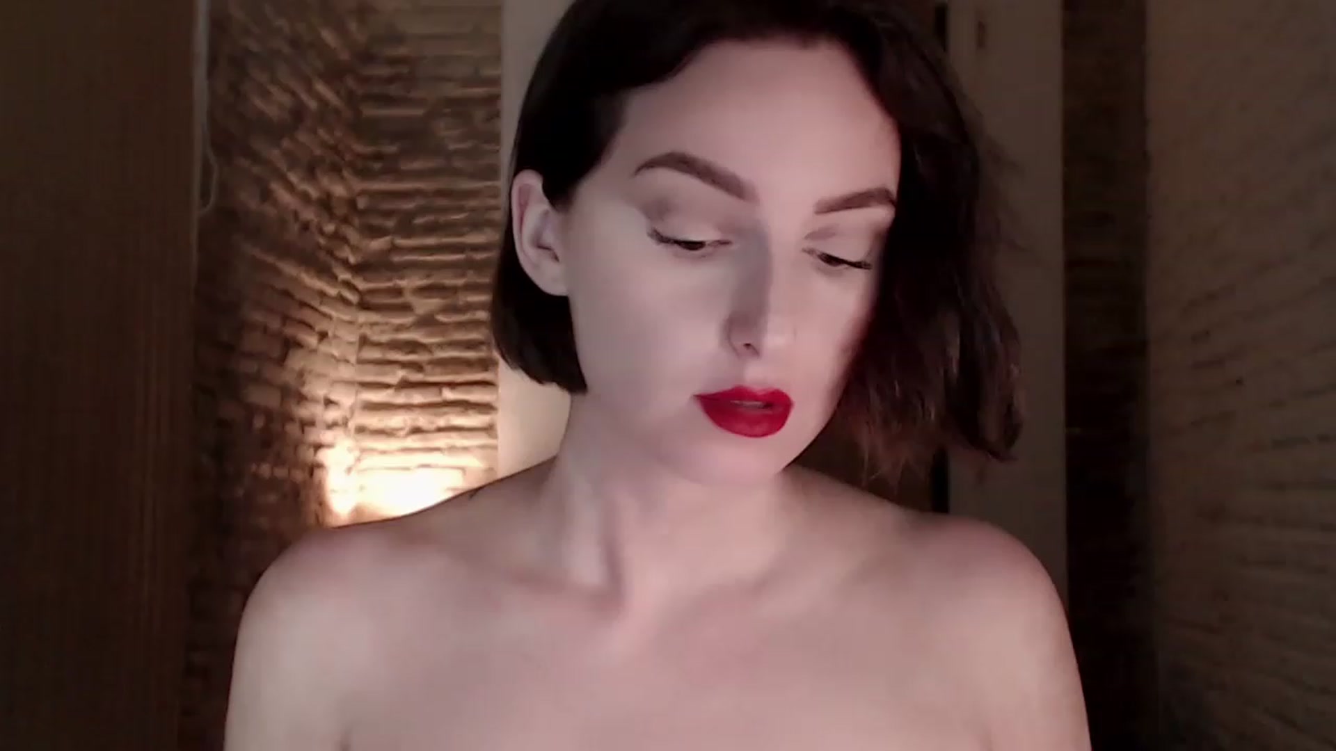 Gallery image thumbnail from Red_Lips_Girl's myfreecams stream on, 06/26/2023, 23:23 image 1 of 20