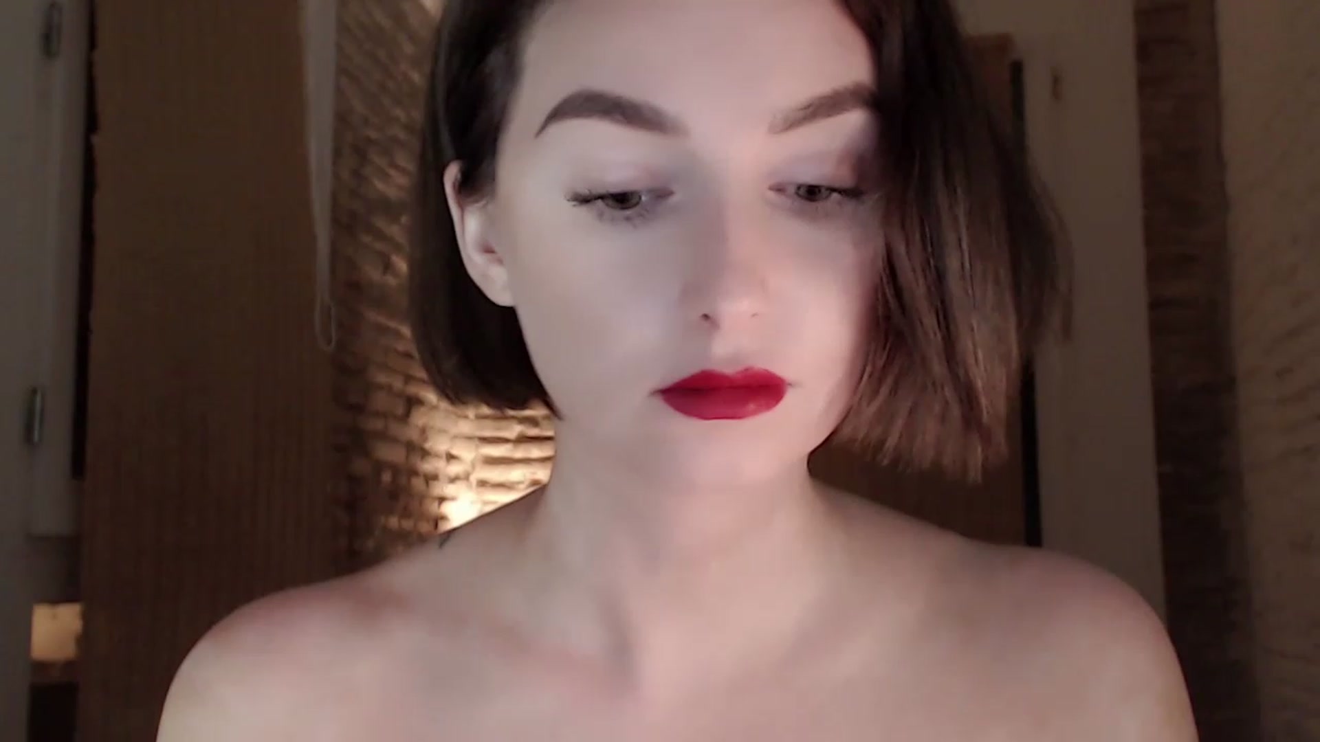 Gallery image thumbnail from Red_Lips_Girl's myfreecams stream on, 06/30/2023, 24:59 image 16 of 20
