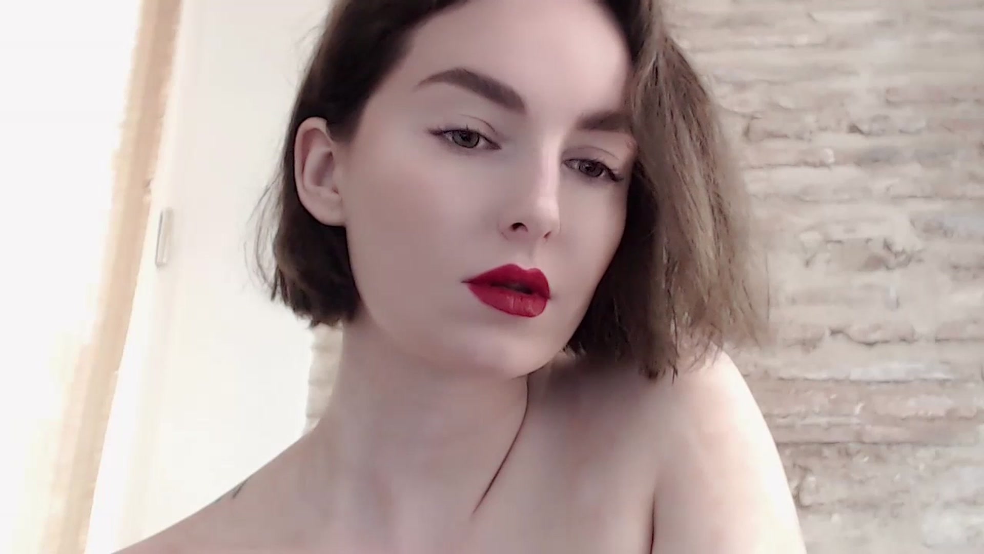 Gallery image thumbnail from Red_Lips_Girl's myfreecams stream on, 06/30/2023, 14:19 image 16 of 20