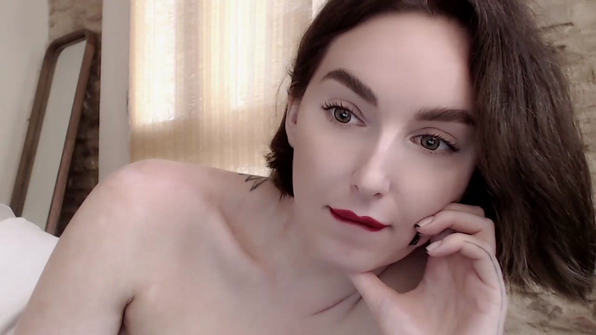 Gallery image thumbnail from Red_Lips_Girl's myfreecams stream on, 06/30/2023, 15:59 image 3 of 20