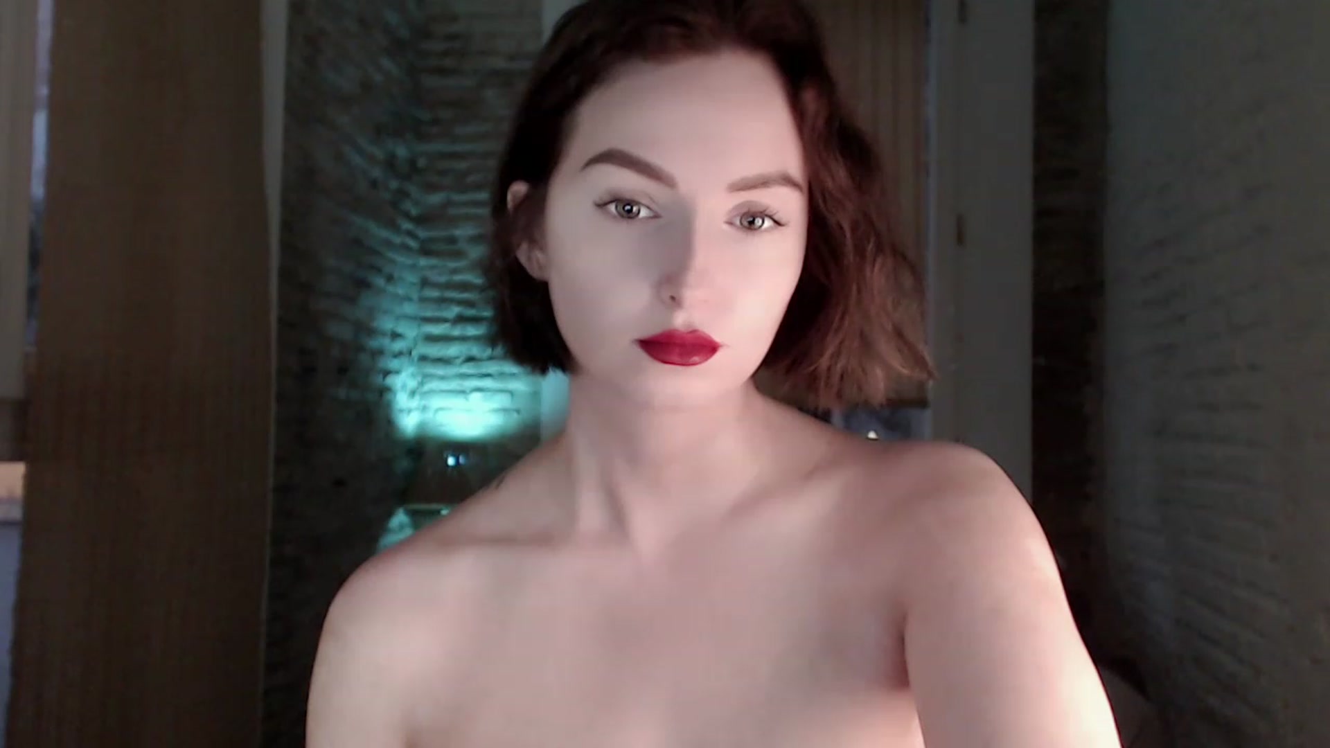 Gallery image thumbnail from Red_Lips_Girl's myfreecams stream on, 07/11/2023, 19:57 image 10 of 20