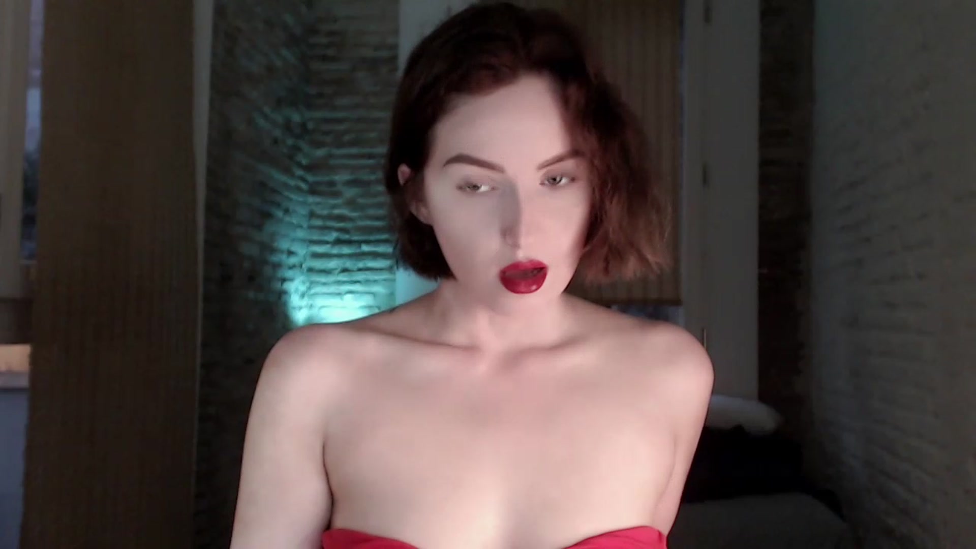 Gallery image thumbnail from Red_Lips_Girl's myfreecams stream on, 07/11/2023, 19:57 image 11 of 20