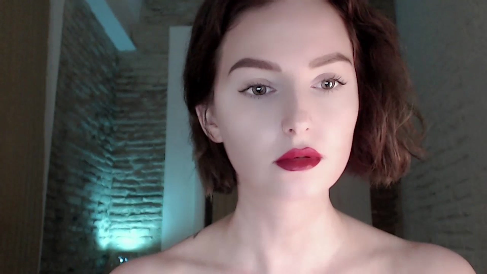 Gallery image thumbnail from Red_Lips_Girl's myfreecams stream on, 07/11/2023, 21:02 image 14 of 20