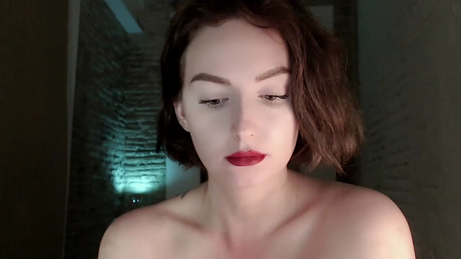 Gallery image thumbnail from Red_Lips_Girl's myfreecams stream on, 07/11/2023, 23:00 image 8 of 20