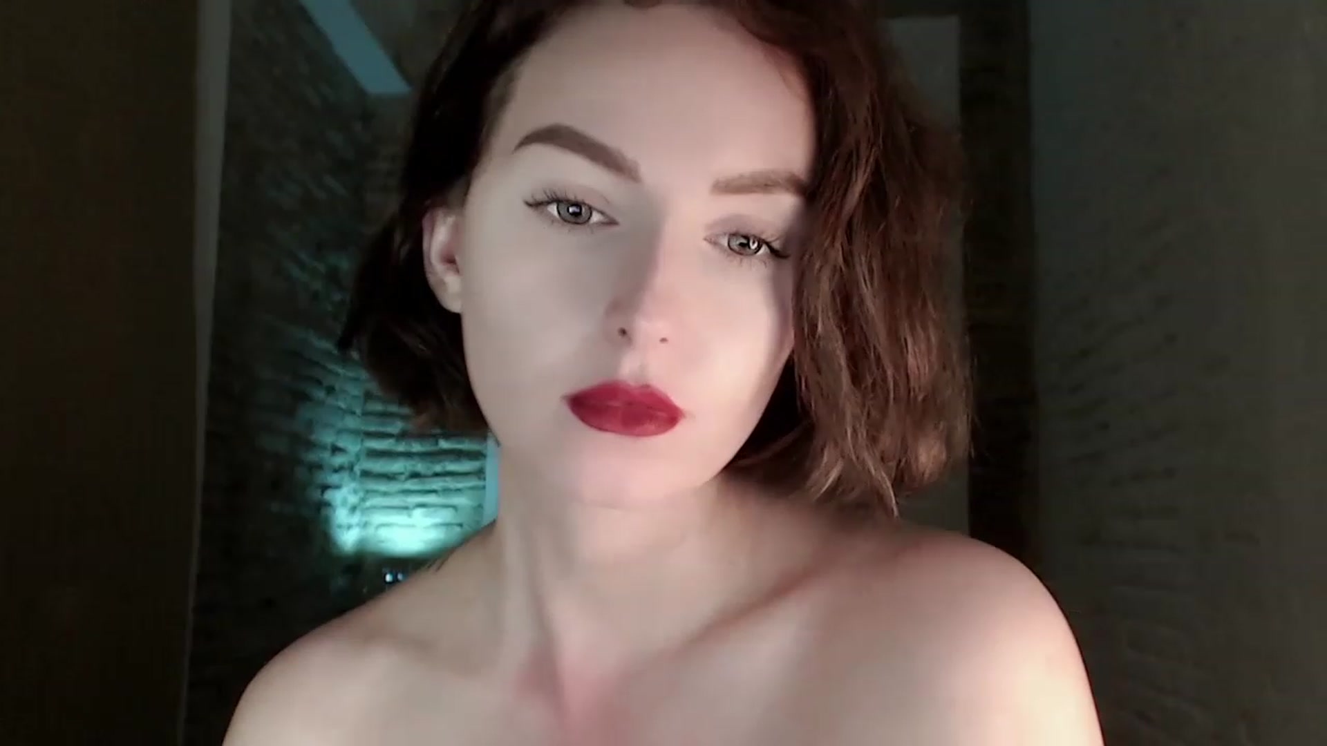 Gallery image thumbnail from Red_Lips_Girl's myfreecams stream on, 07/11/2023, 23:00 image 9 of 20