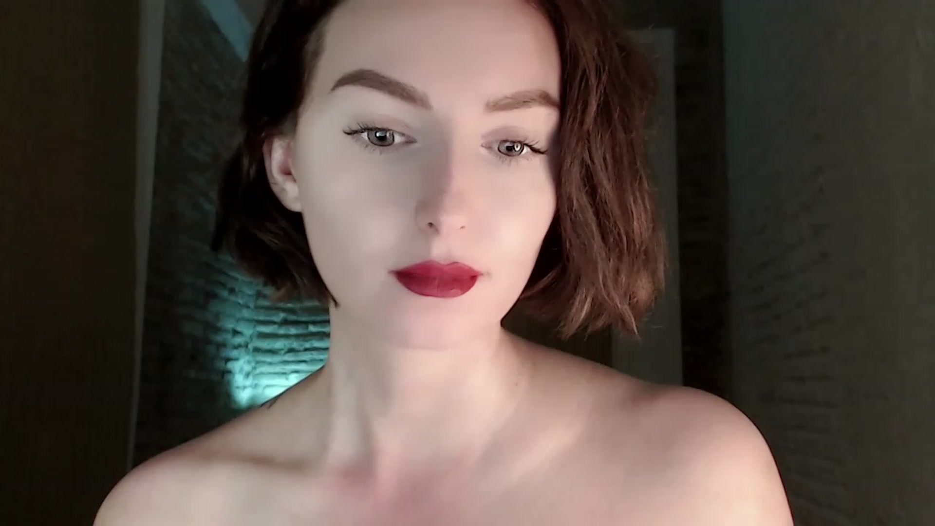 Gallery image thumbnail from Red_Lips_Girl's myfreecams stream on, 07/11/2023, 23:00 image 4 of 20