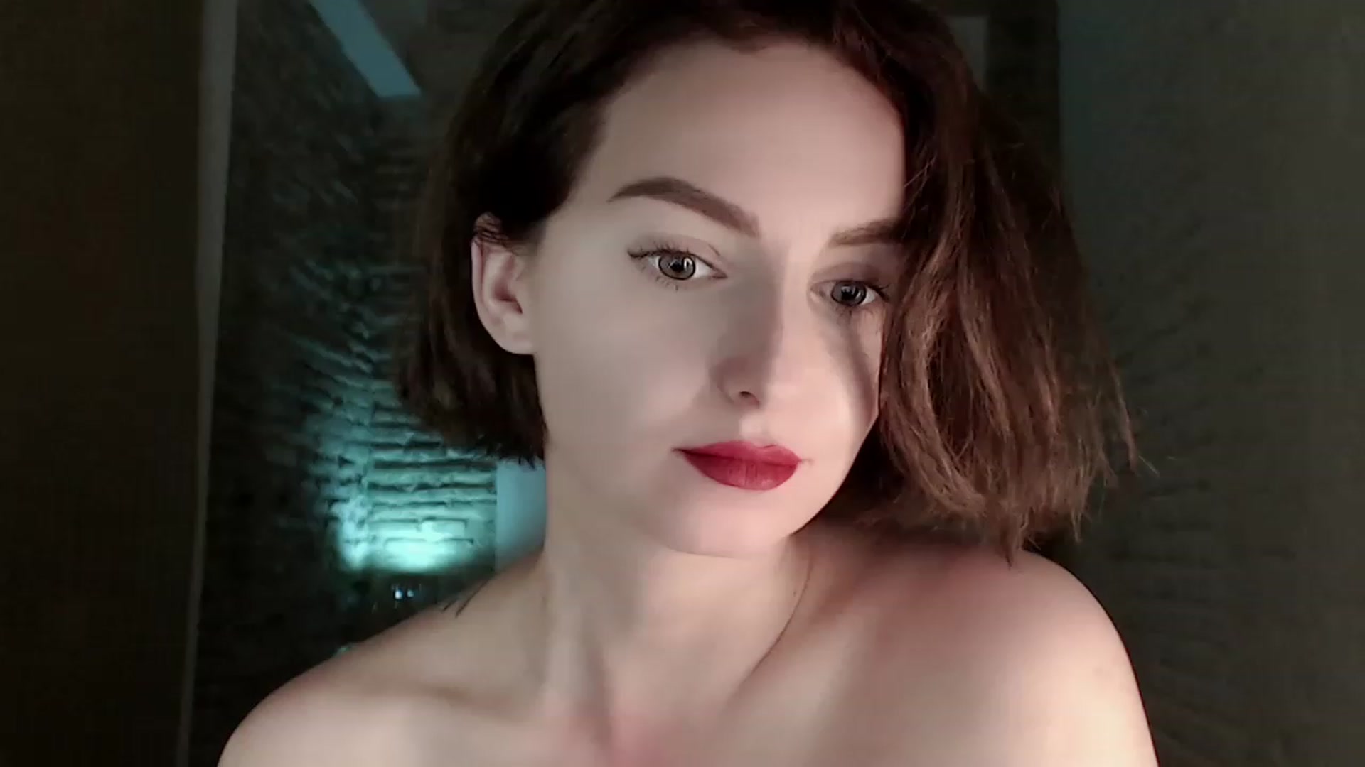 Gallery image thumbnail from Red_Lips_Girl's myfreecams stream on, 07/11/2023, 23:00 image 13 of 20