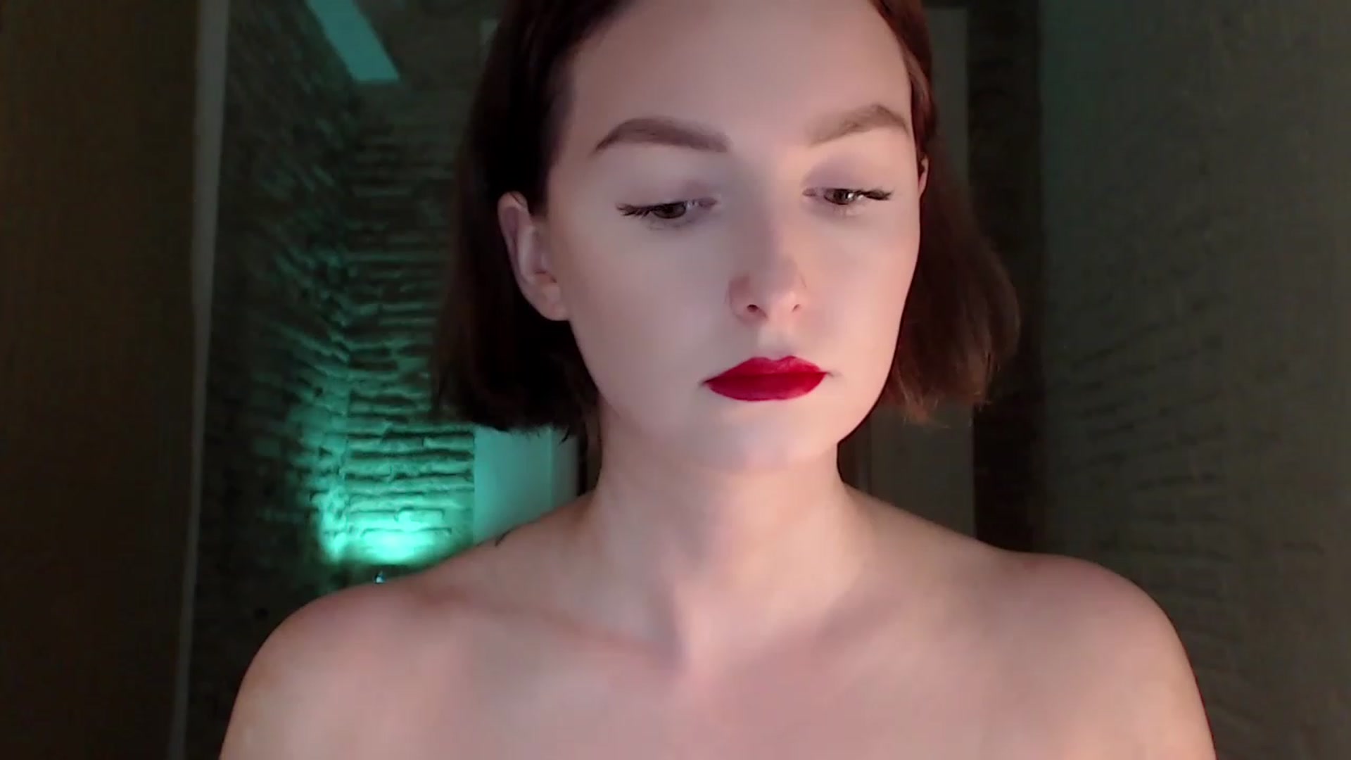Gallery image thumbnail from Red_Lips_Girl's myfreecams stream on, 07/14/2023, 20:42 image 9 of 20