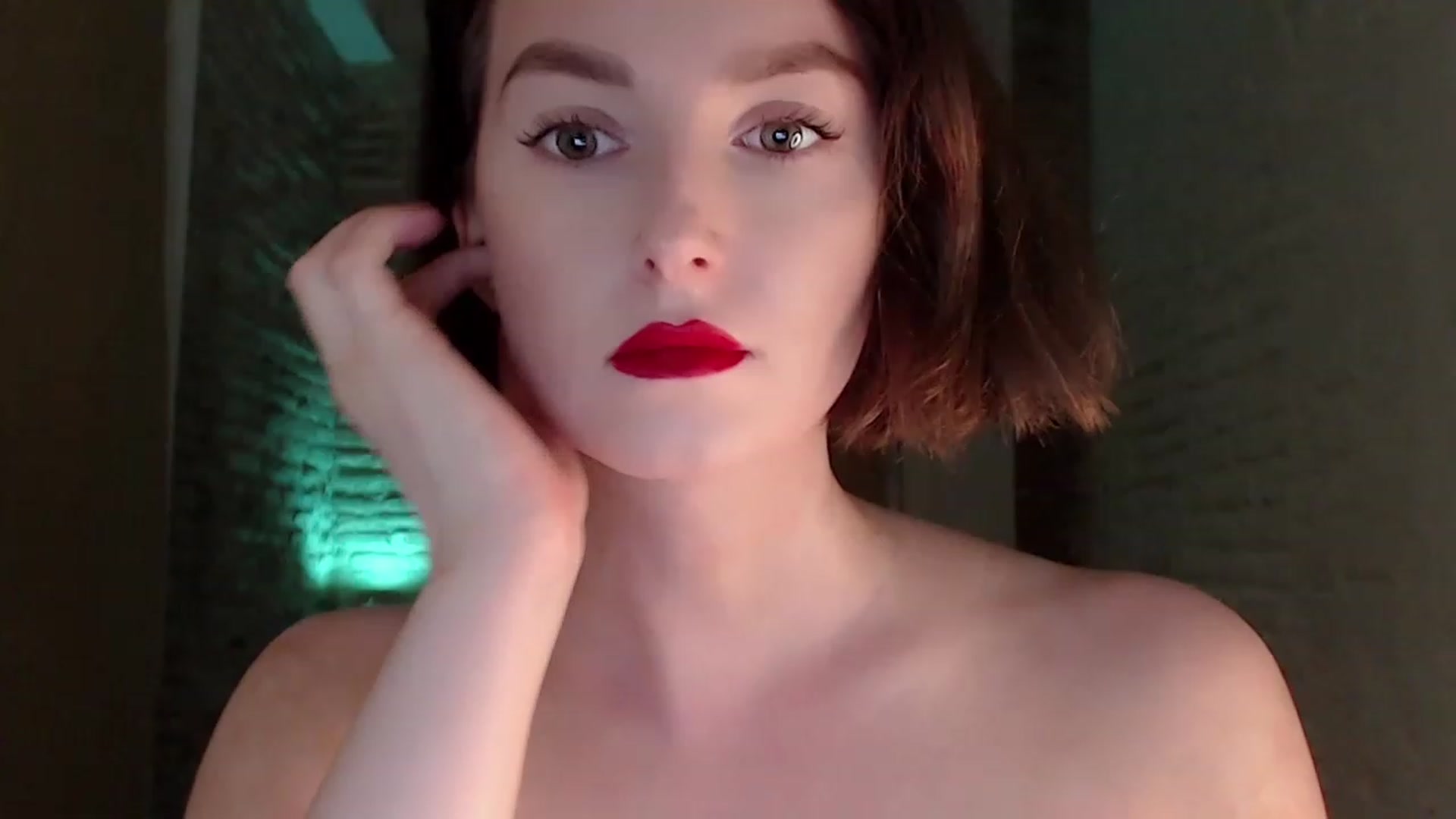 Gallery image thumbnail from Red_Lips_Girl's myfreecams stream on, 07/14/2023, 20:42 image 3 of 20