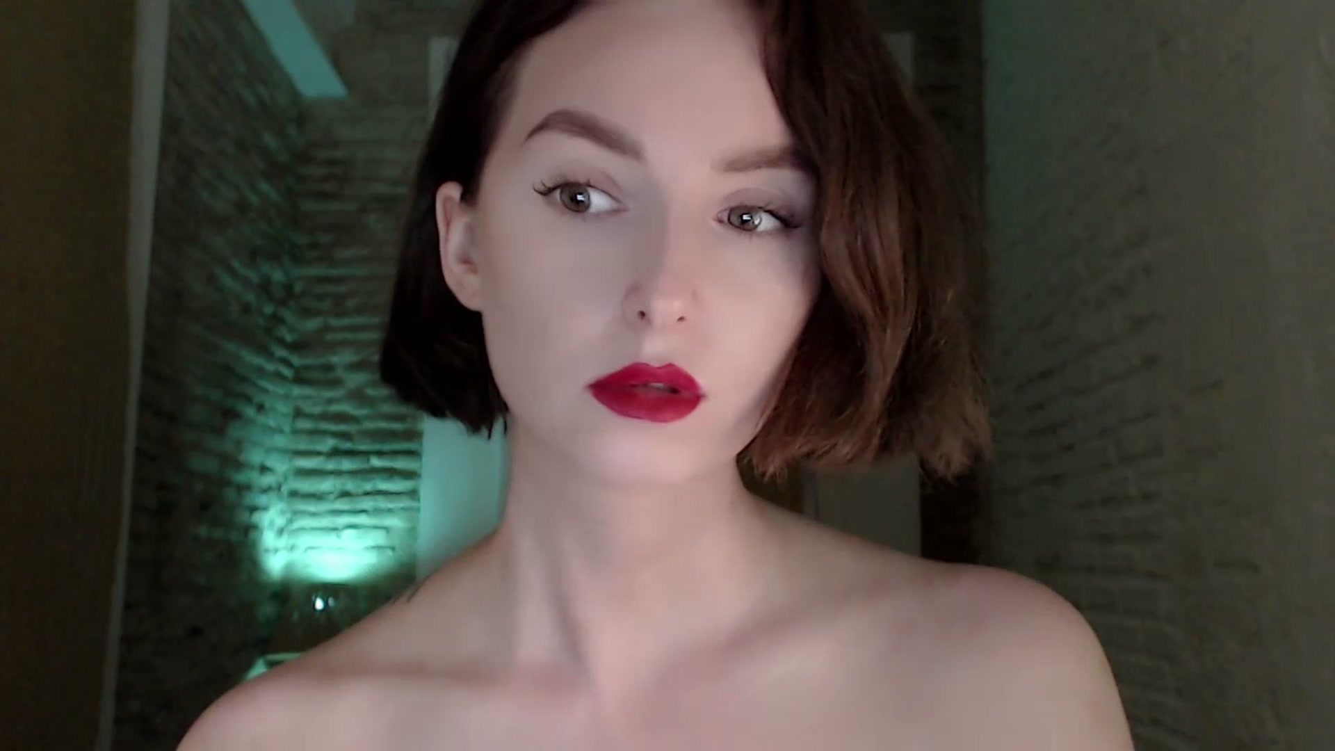 Gallery image thumbnail from Red_Lips_Girl's myfreecams stream on, 07/14/2023, 22:12 image 1 of 20