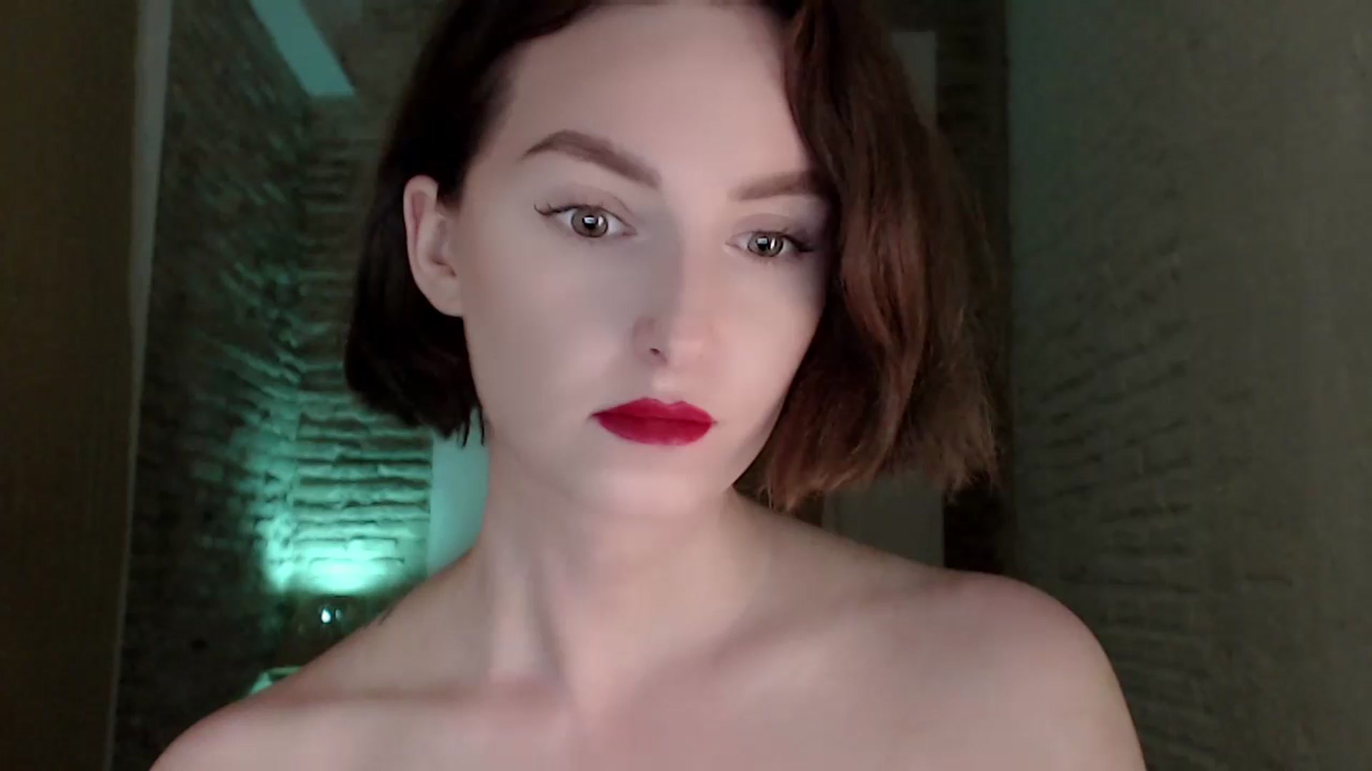 Gallery image thumbnail from Red_Lips_Girl's myfreecams stream on, 07/14/2023, 22:12 image 7 of 20