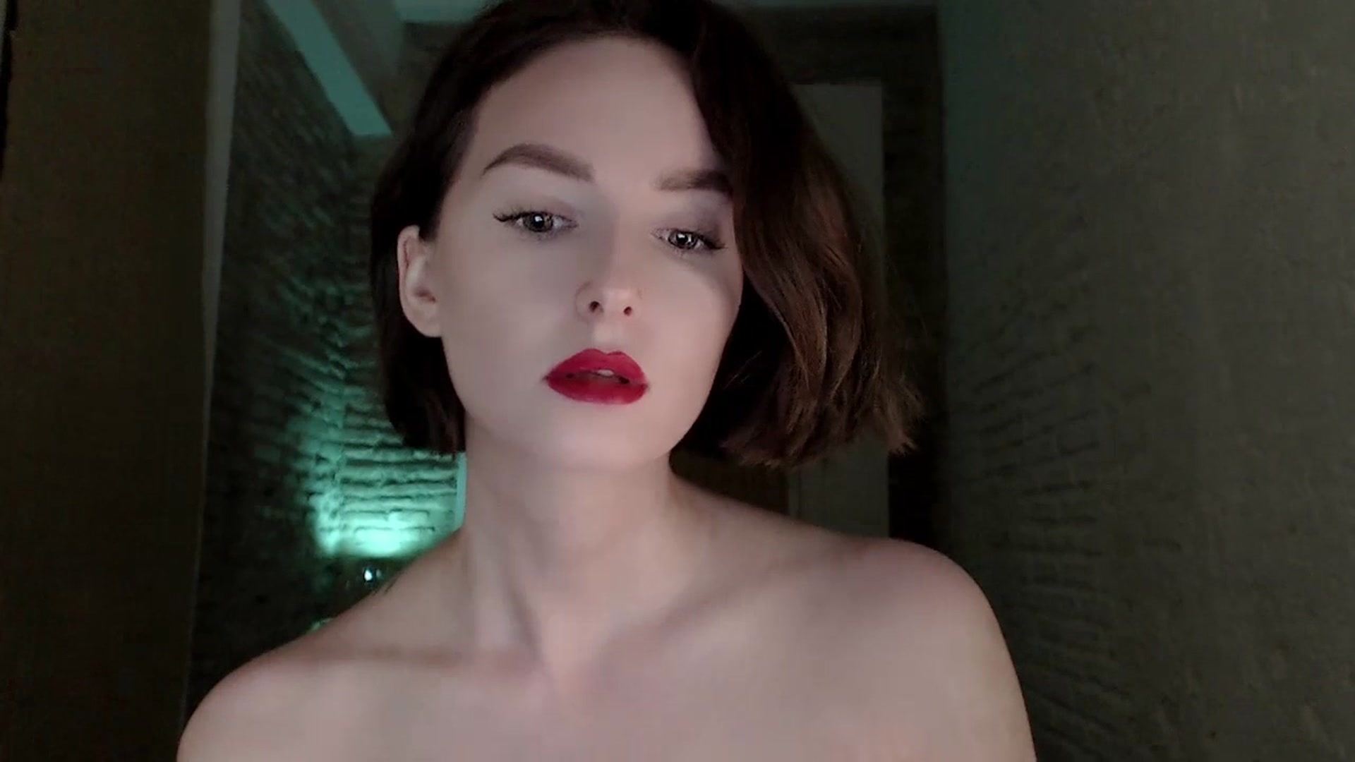 Gallery image thumbnail from Red_Lips_Girl's myfreecams stream on, 07/14/2023, 22:12 image 17 of 20