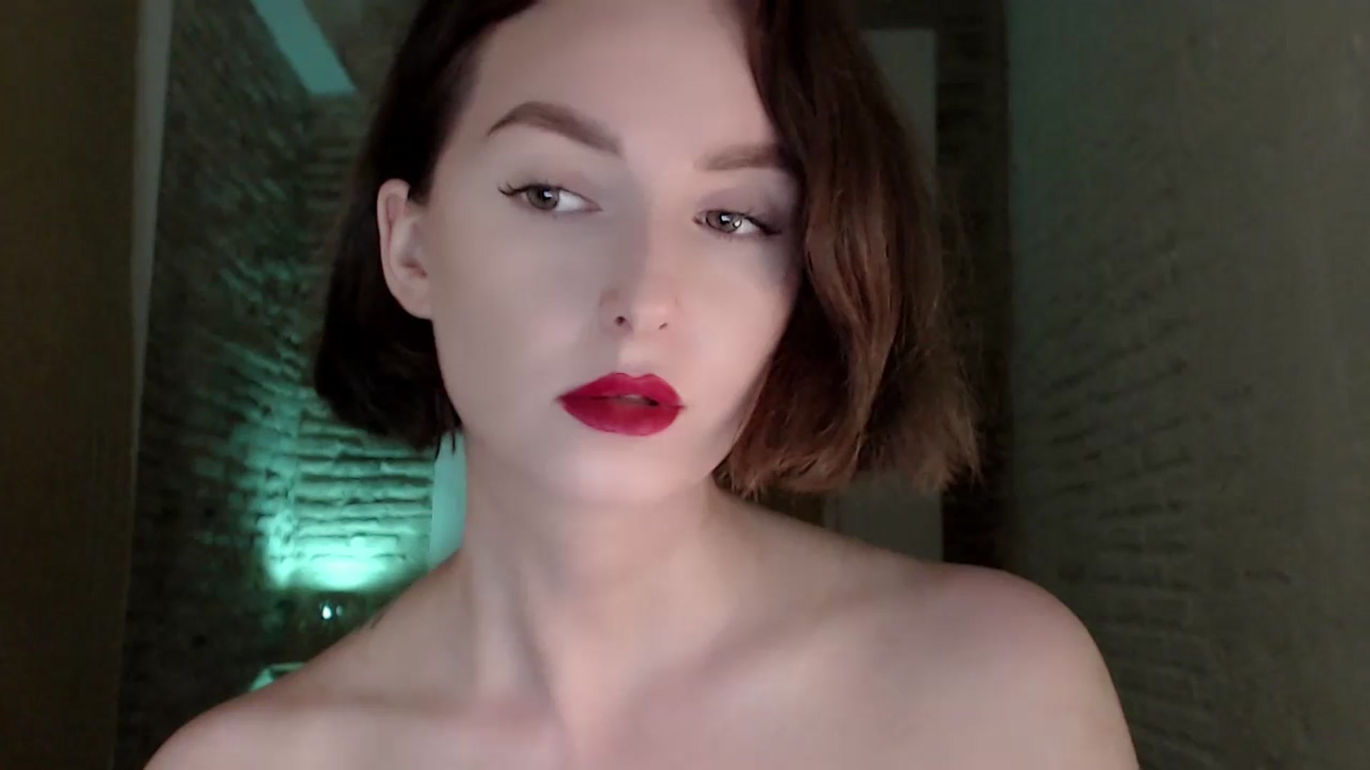 Gallery image thumbnail from Red_Lips_Girl's myfreecams stream on, 07/14/2023, 22:12 image 3 of 20