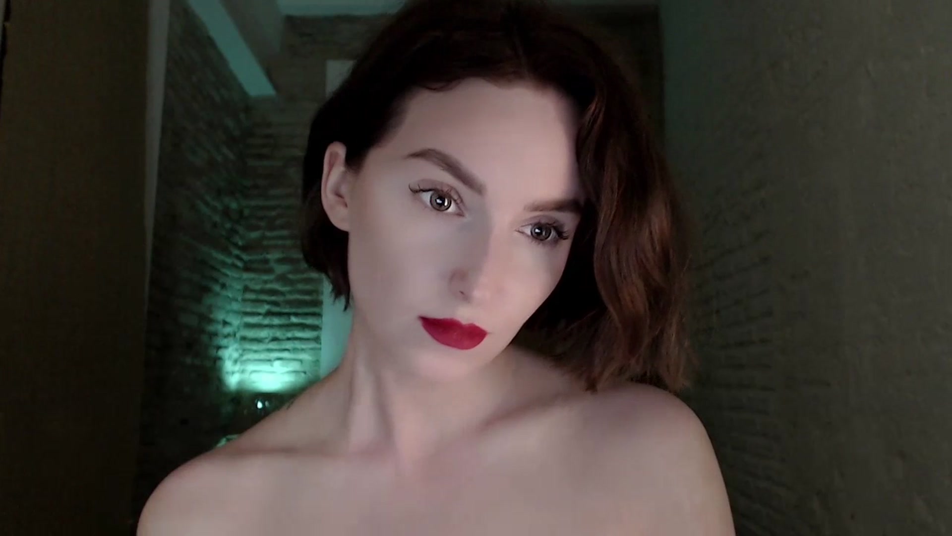 Gallery image thumbnail from Red_Lips_Girl's myfreecams stream on, 07/14/2023, 22:12 image 13 of 20