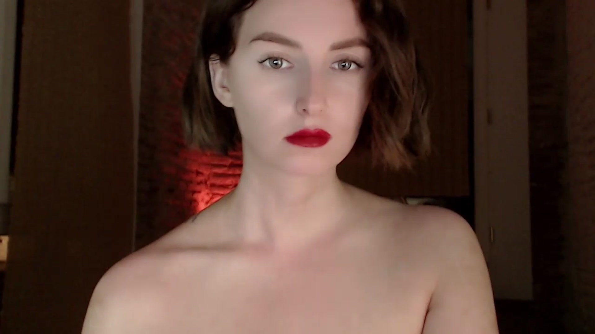 Gallery image thumbnail from Red_Lips_Girl's myfreecams stream on, 07/17/2023, 23:23 image 9 of 20