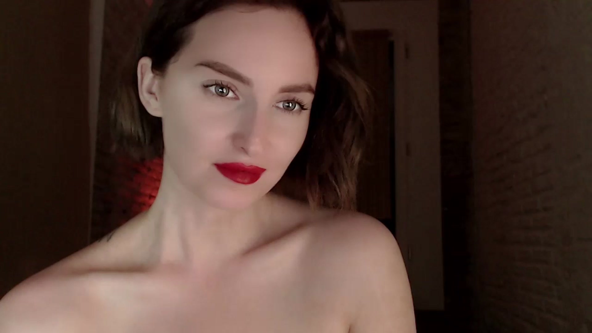Gallery image thumbnail from Red_Lips_Girl's myfreecams stream on, 07/17/2023, 23:23 image 3 of 20