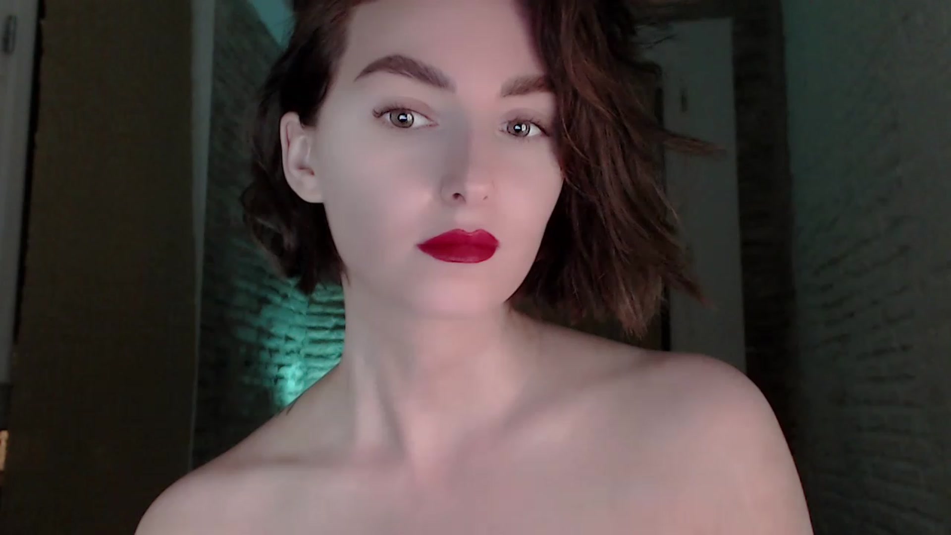 Gallery image thumbnail from Red_Lips_Girl's myfreecams stream on, 07/20/2023, 21:52 image 6 of 20