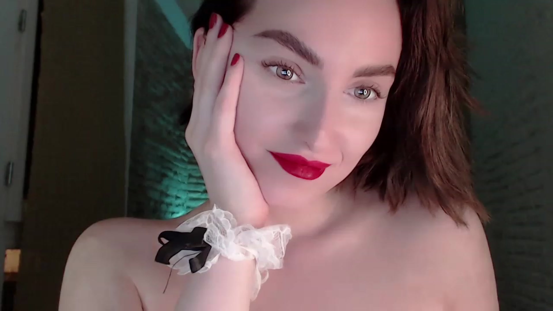 Gallery image thumbnail from Red_Lips_Girl's myfreecams stream on, 07/20/2023, 21:52 image 5 of 20