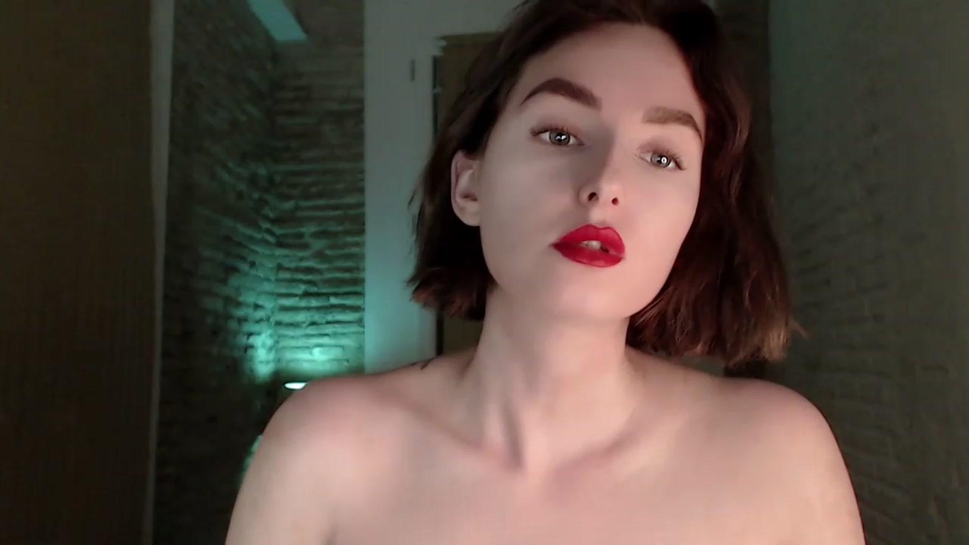 Gallery image thumbnail from Red_Lips_Girl's myfreecams stream on, 07/20/2023, 23:42 image 14 of 20