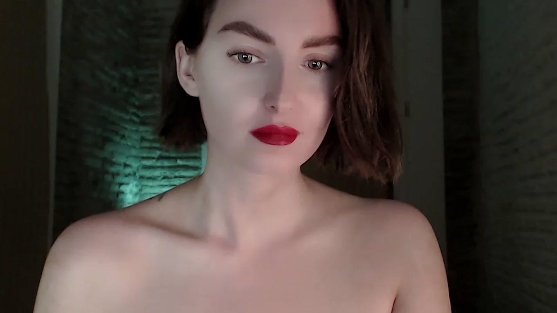 Gallery image thumbnail from Red_Lips_Girl's myfreecams stream on, 07/20/2023, 23:42 image 4 of 20