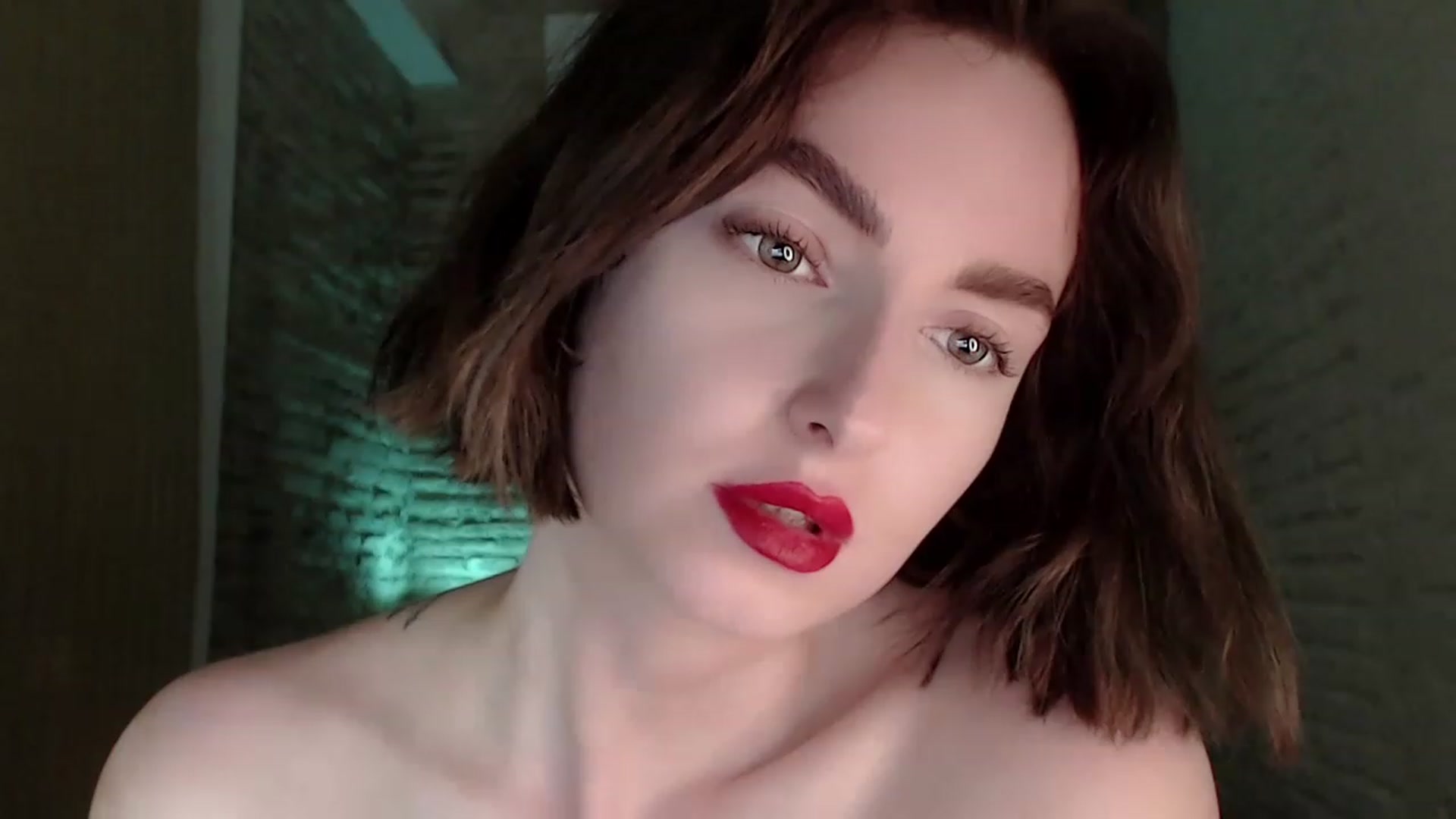 Gallery image thumbnail from Red_Lips_Girl's myfreecams stream on, 07/20/2023, 23:42 image 18 of 20