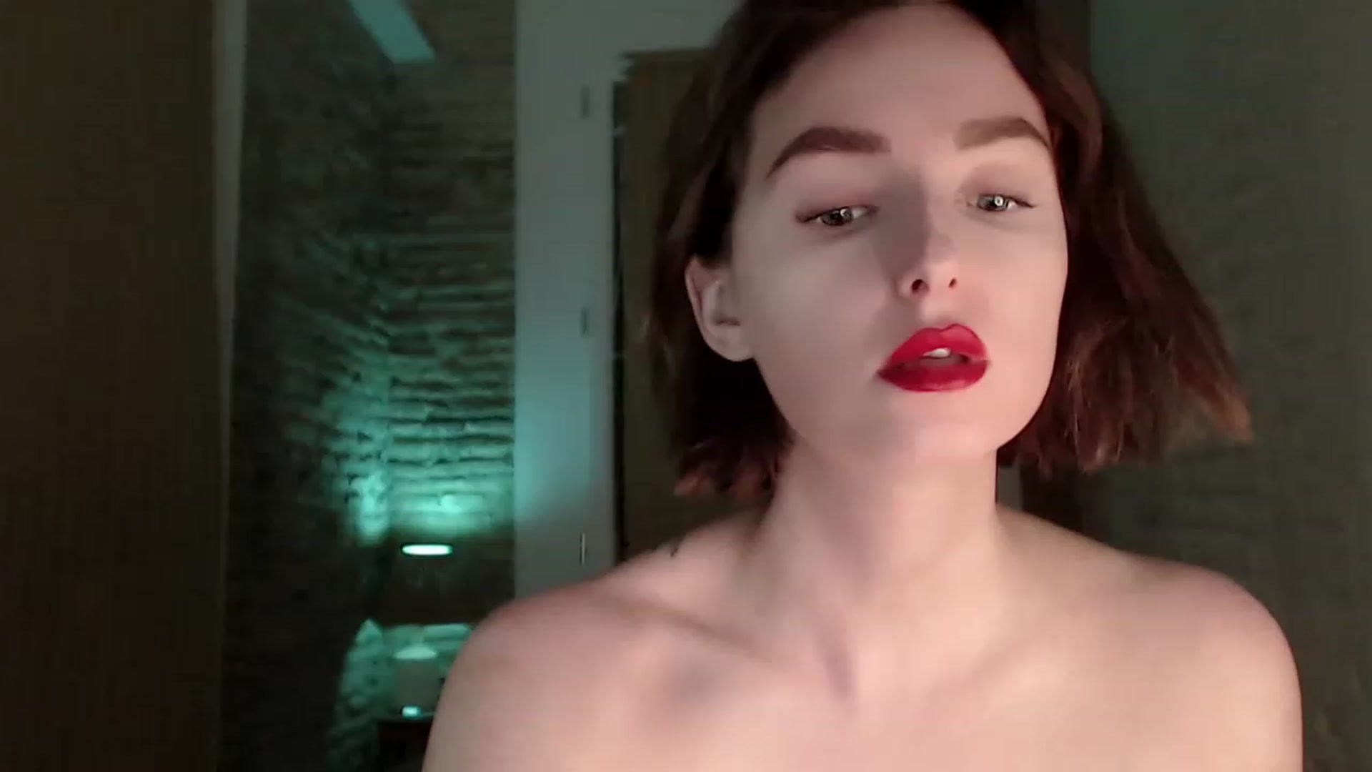 Gallery image thumbnail from Red_Lips_Girl's myfreecams stream on, 07/20/2023, 23:42 image 13 of 20