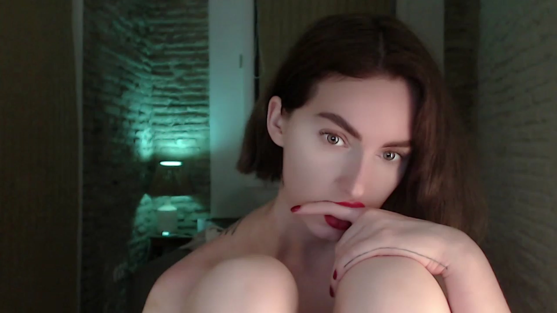 Gallery image thumbnail from Red_Lips_Girl's myfreecams stream on, 07/21/2023, 01:00 image 10 of 20