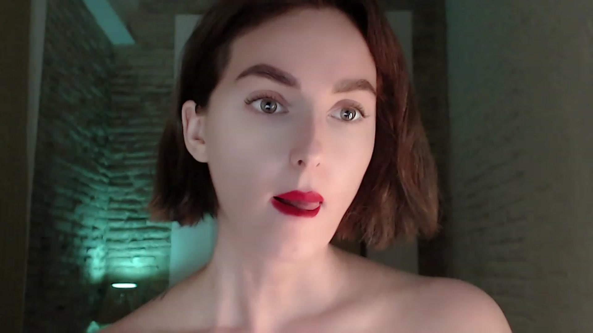 Gallery image thumbnail from Red_Lips_Girl's myfreecams stream on, 07/21/2023, 01:00 image 19 of 20