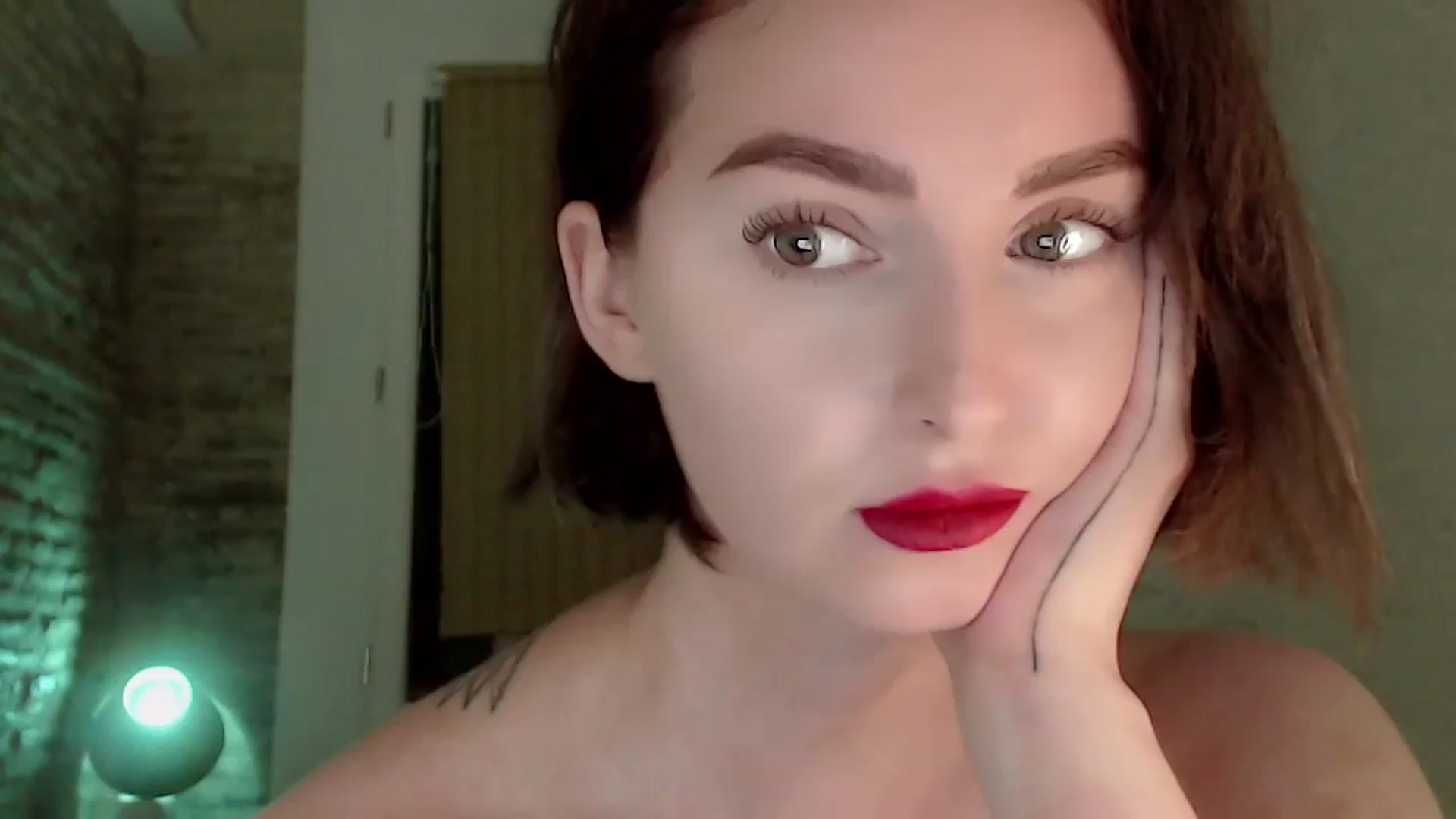 Gallery image thumbnail from Red_Lips_Girl's myfreecams stream on, 07/25/2023, 24:14 image 3 of 20