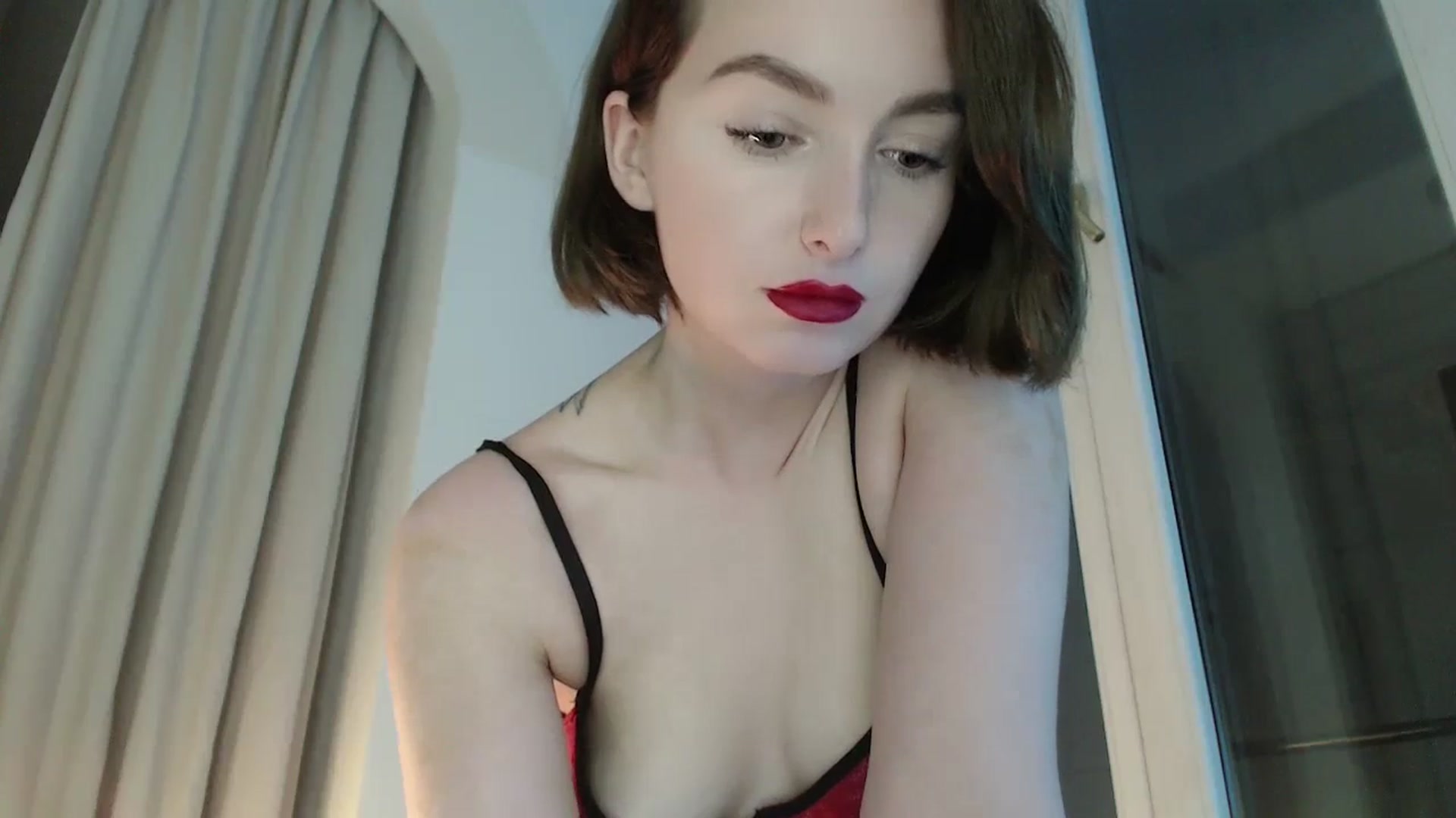 Gallery image thumbnail from Red_Lips_Girl's myfreecams stream on, 07/30/2023, 24:20 image 9 of 20