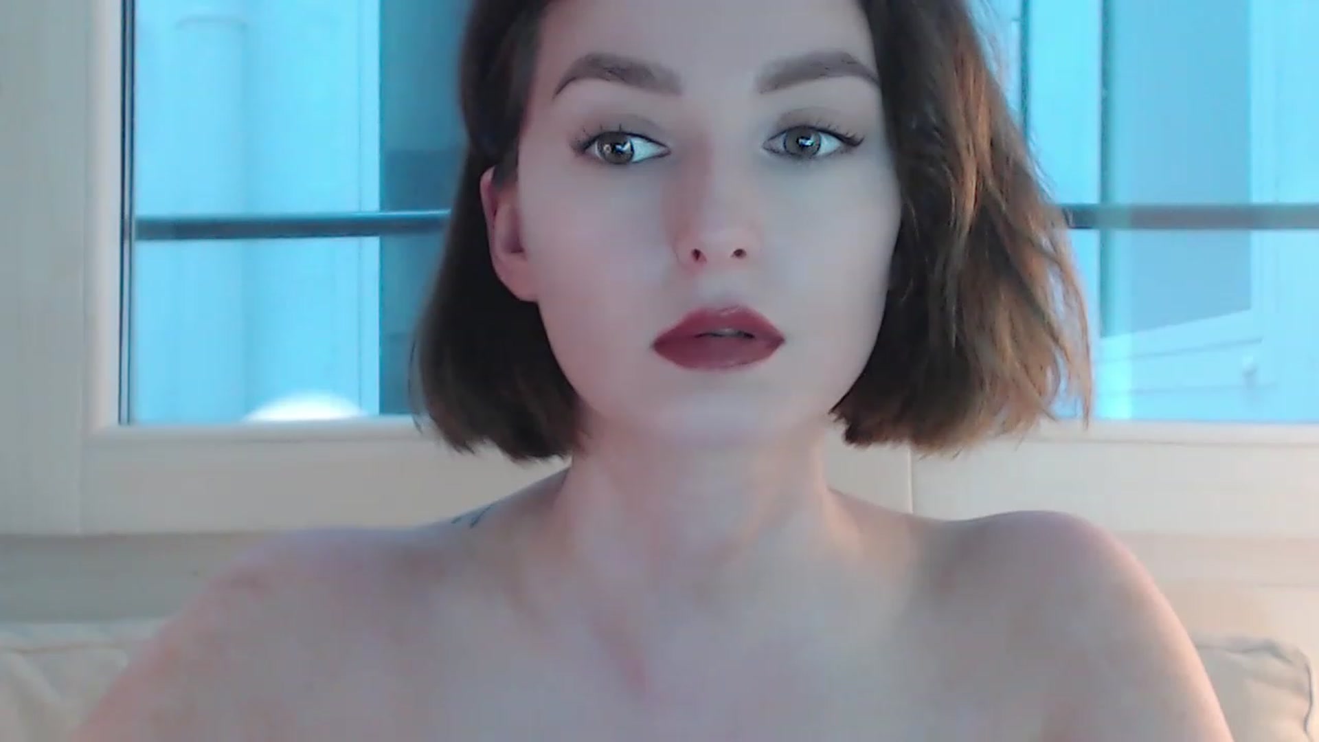 Gallery image thumbnail from Red_Lips_Girl's myfreecams stream on, 07/30/2023, 16:14 image 16 of 20