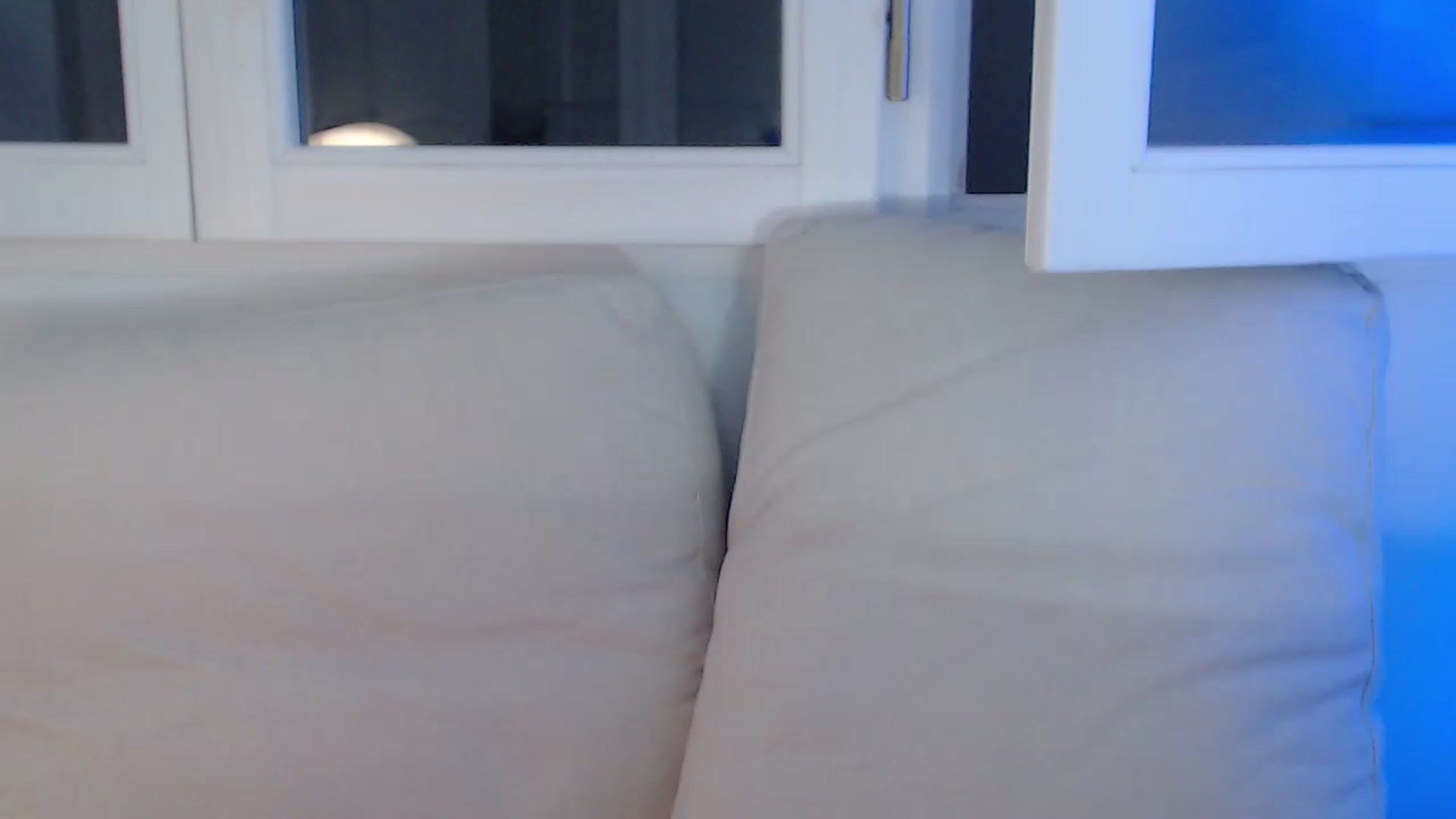 Gallery image thumbnail from Red_Lips_Girl's myfreecams stream on, 08/03/2023, 21:41 image 20 of 20