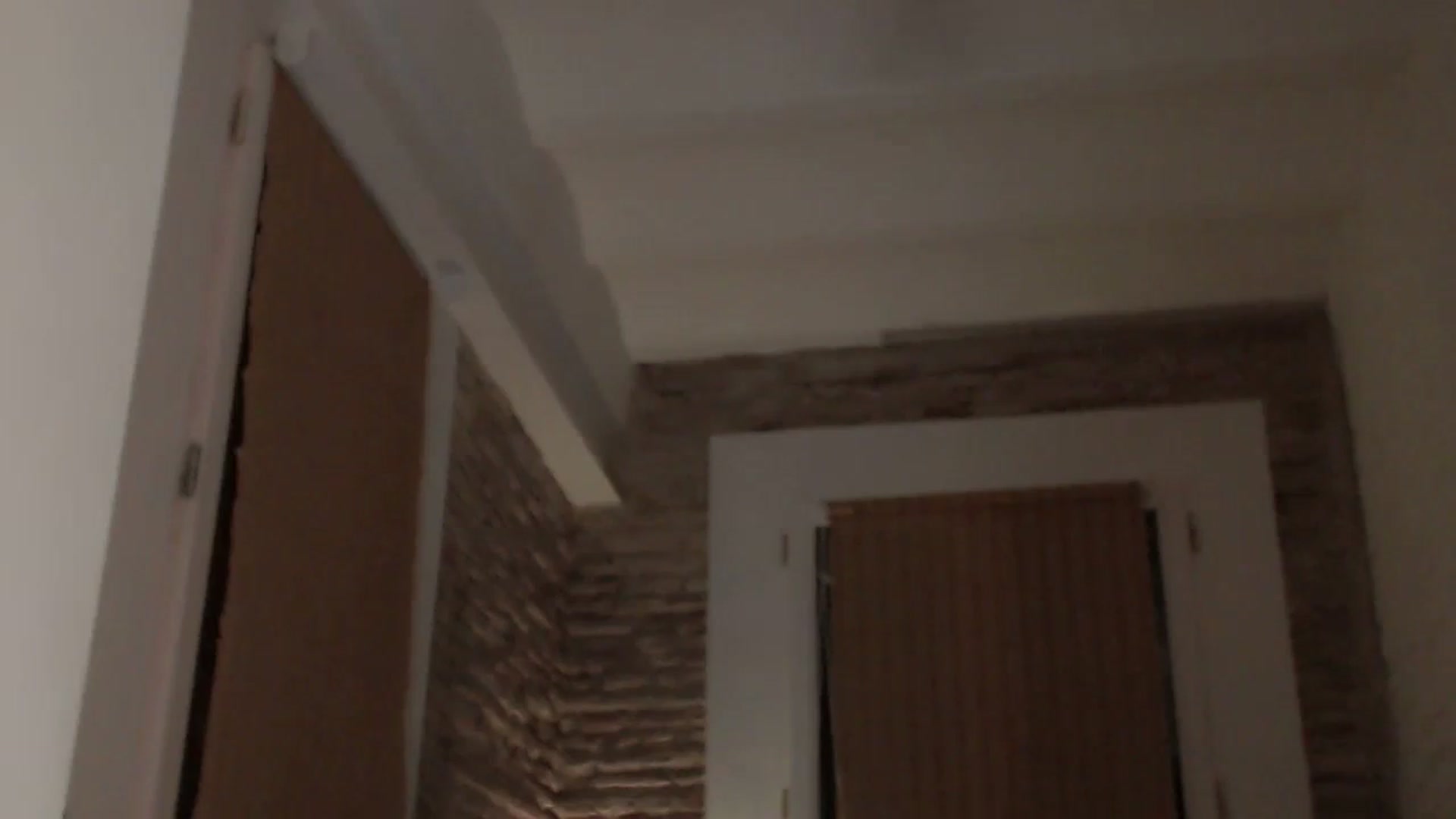 Gallery image thumbnail from Red_Lips_Girl's myfreecams stream on, 08/19/2023, 22:51 image 10 of 20