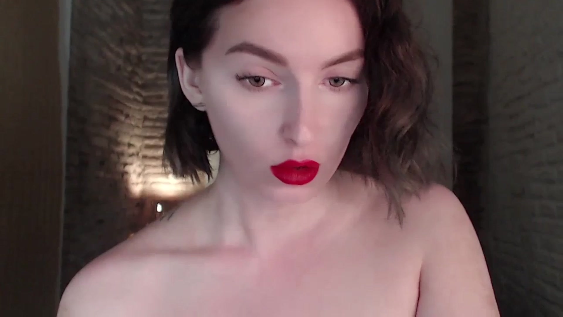 Gallery image thumbnail from Red_Lips_Girl's myfreecams stream on, 08/21/2023, 22:23 image 3 of 20