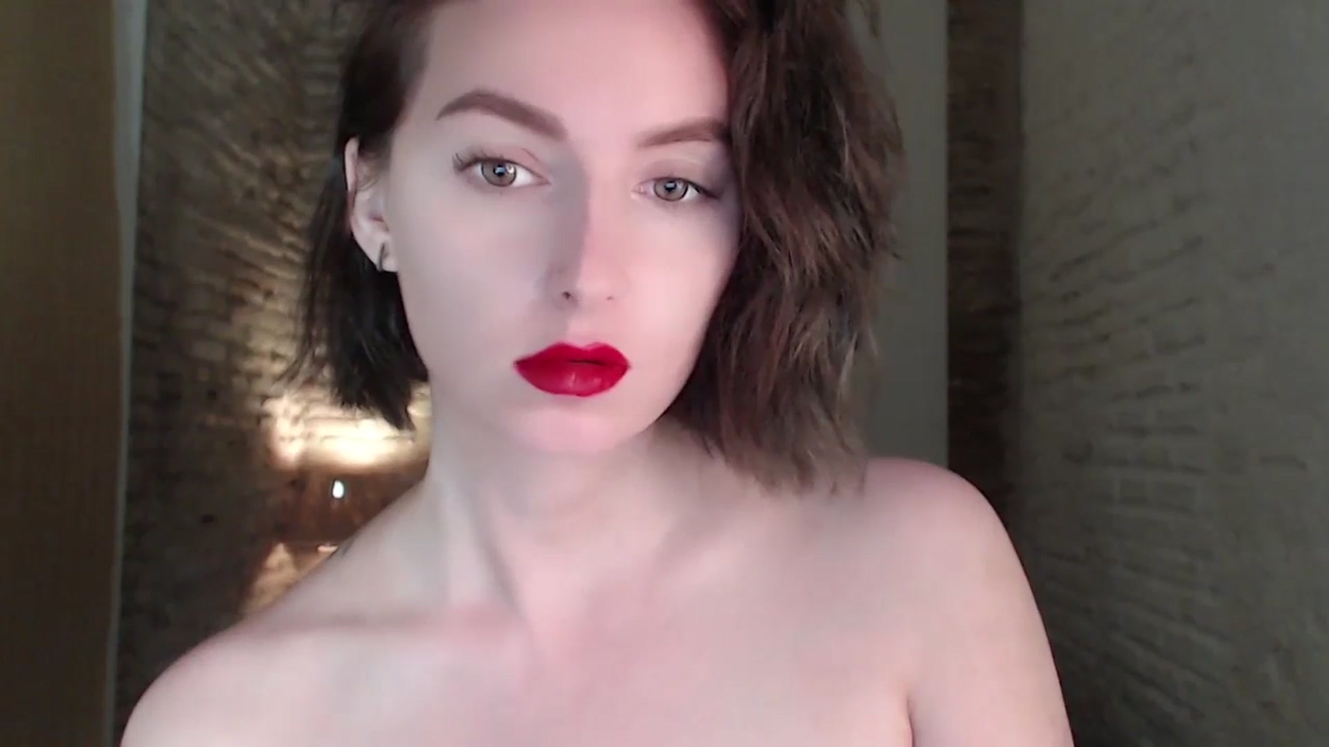 Gallery image thumbnail from Red_Lips_Girl's myfreecams stream on, 08/21/2023, 22:23 image 20 of 20