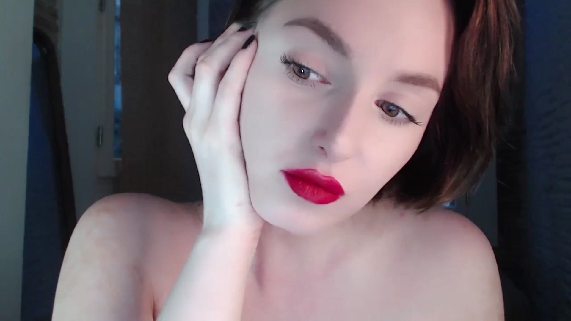 Gallery image thumbnail from Red_Lips_Girl's myfreecams stream on, 08/29/2023, 19:47 image 5 of 20