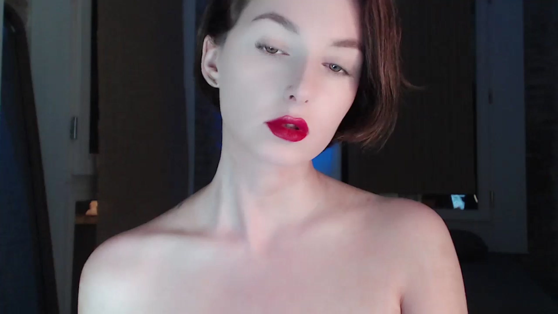Gallery image thumbnail from Red_Lips_Girl's myfreecams stream on, 08/29/2023, 19:47 image 12 of 20