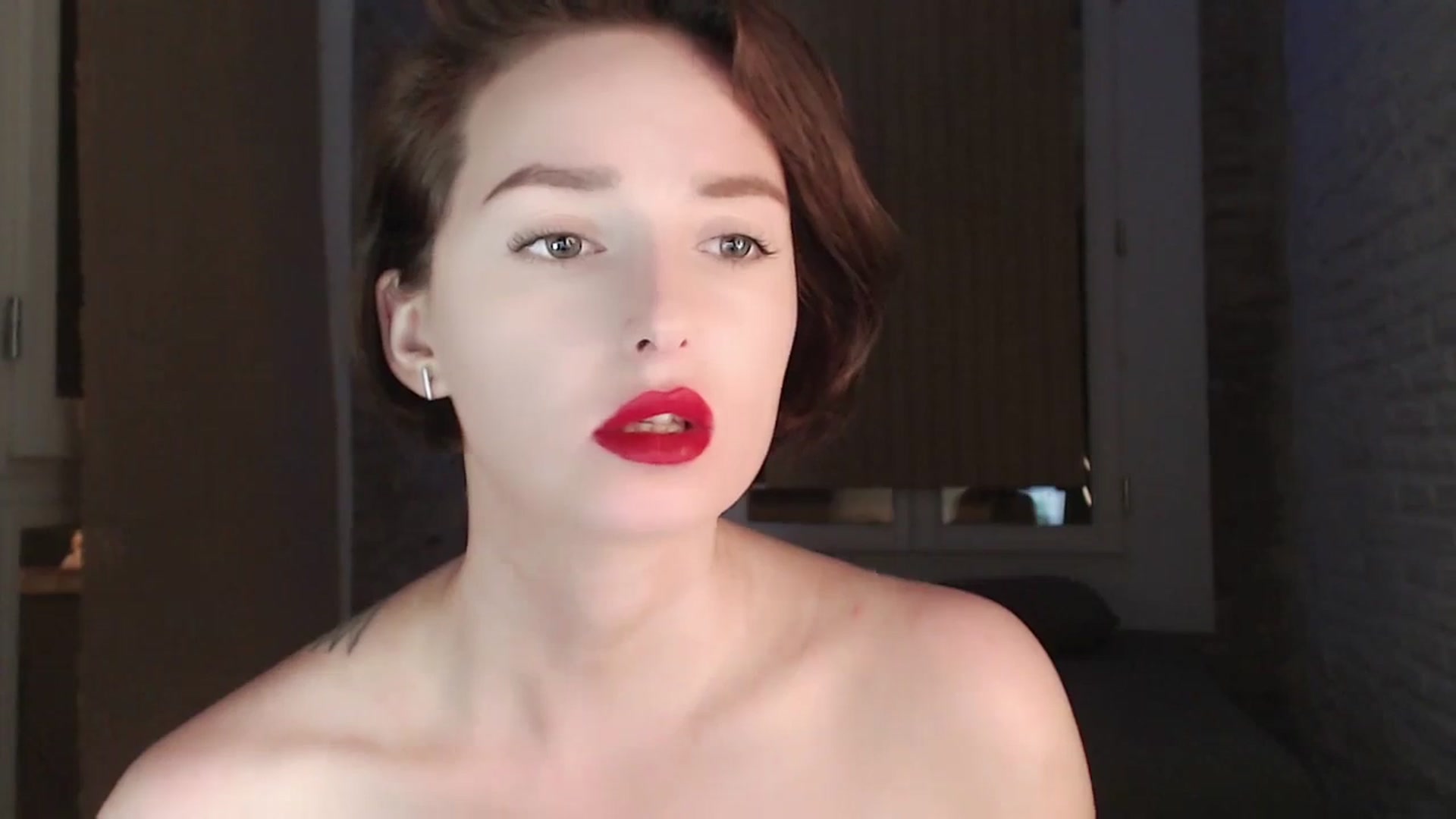Gallery image thumbnail from Red_Lips_Girl's myfreecams stream on, 08/30/2023, 02:19 image 20 of 20