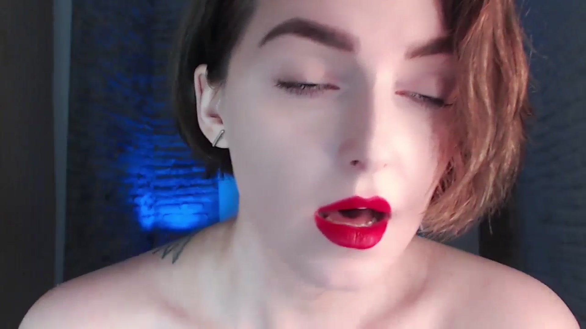 Gallery image thumbnail from Red_Lips_Girl's myfreecams stream on, 09/04/2023, 18:25 image 20 of 20
