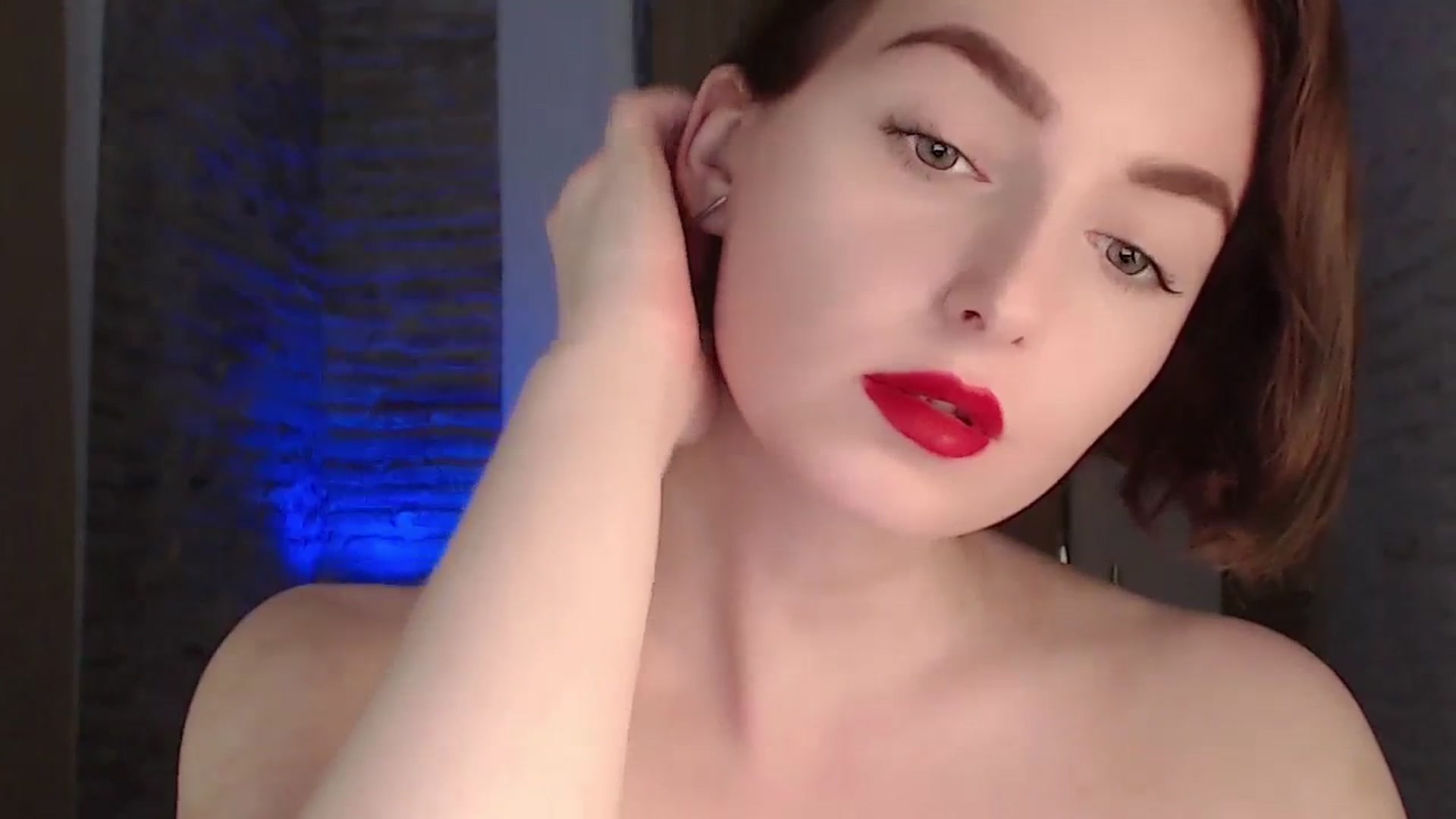Gallery image thumbnail from Red_Lips_Girl's myfreecams stream on, 09/04/2023, 22:09 image 4 of 20