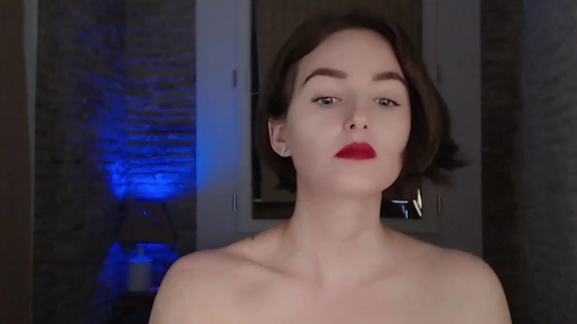 Gallery image thumbnail from Red_Lips_Girl's myfreecams stream on, 09/04/2023, 22:09 image 3 of 20