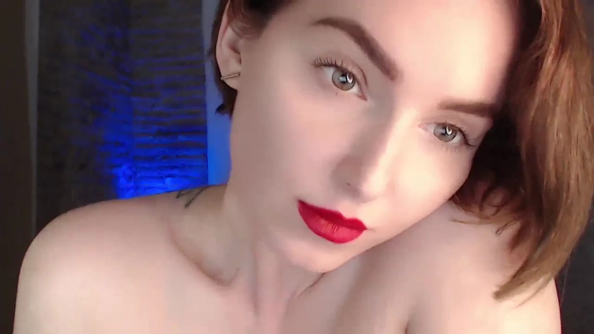 Gallery image thumbnail from Red_Lips_Girl's myfreecams stream on, 09/04/2023, 22:09 image 2 of 20