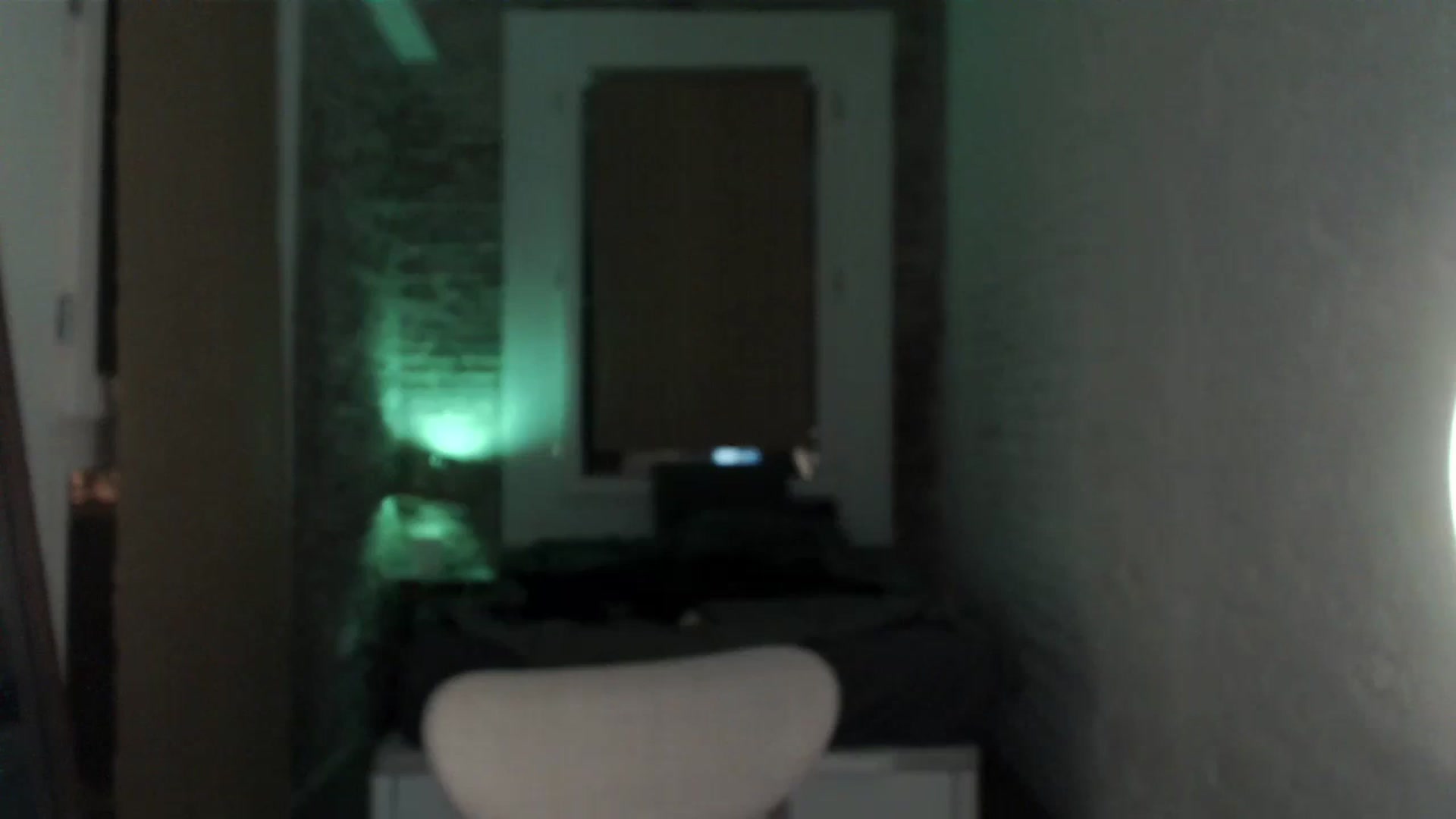 Gallery image thumbnail from Red_Lips_Girl's myfreecams stream on, 09/19/2023, 19:40 image 18 of 20