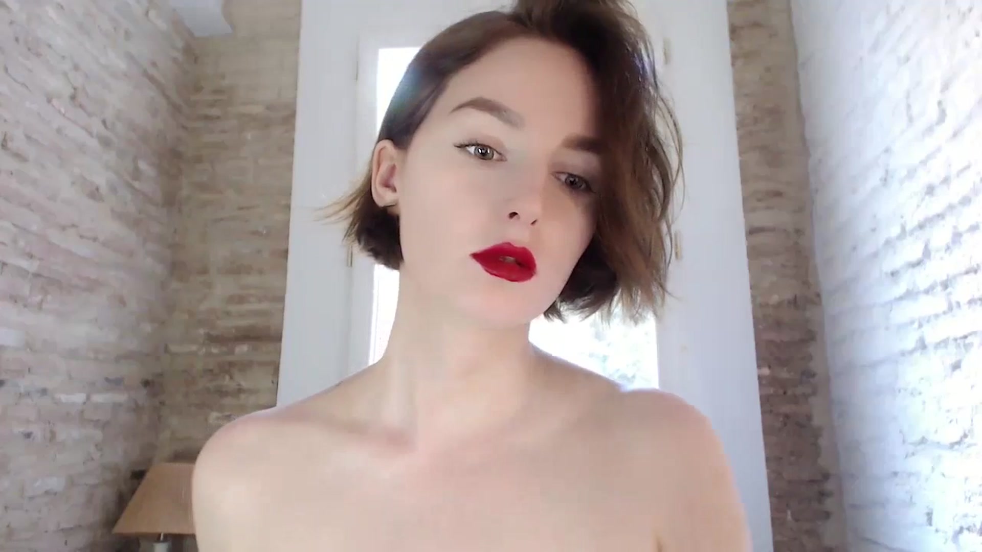 Gallery image thumbnail from Red_Lips_Girl's myfreecams stream on, 10/04/2023, 15:53 image 5 of 20