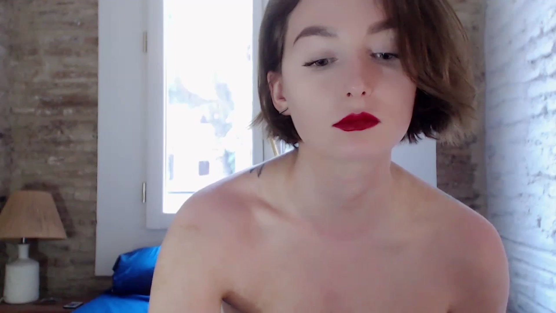 Gallery image thumbnail from Red_Lips_Girl's myfreecams stream on, 10/04/2023, 15:53 image 19 of 20
