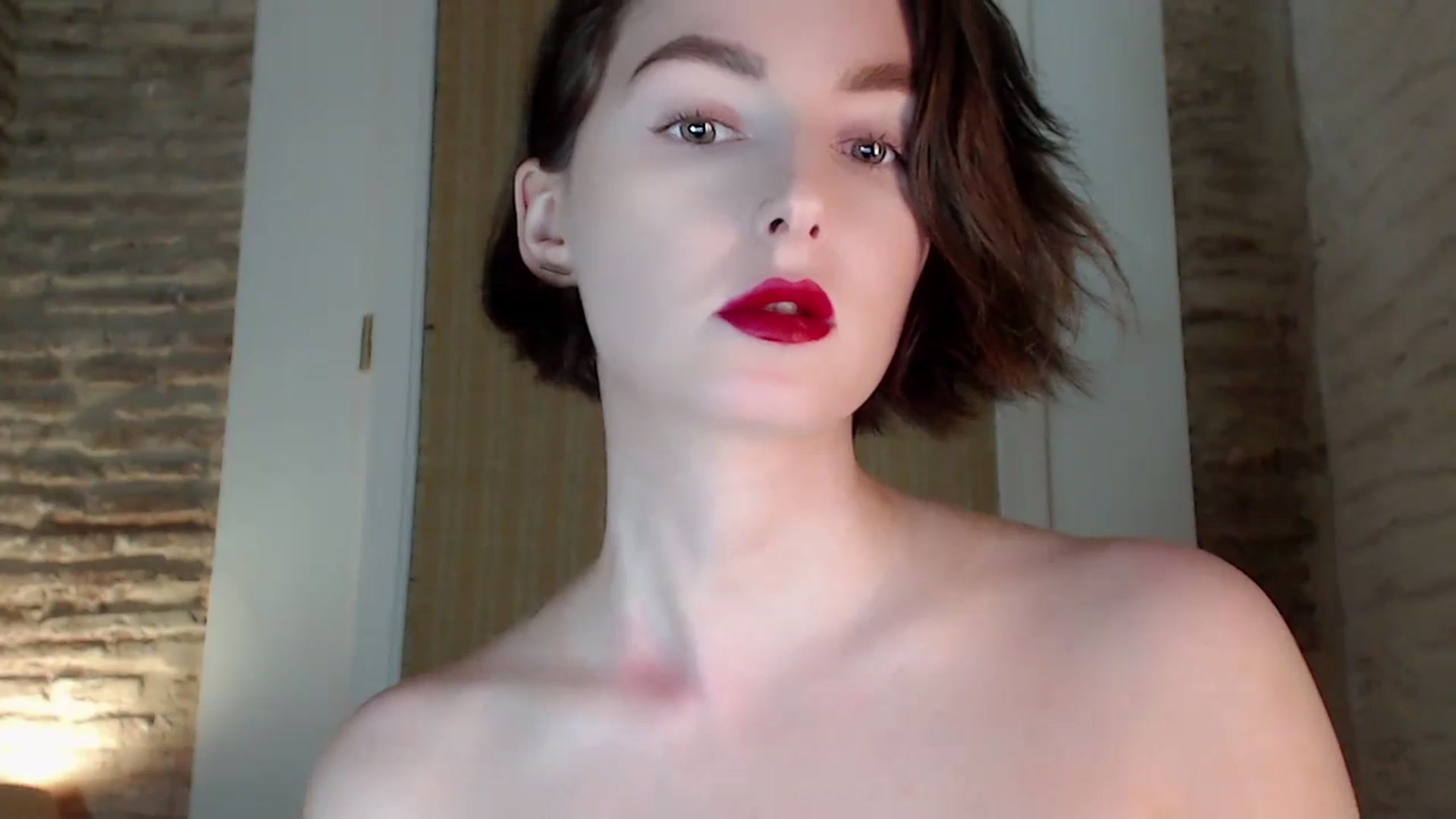 Gallery image thumbnail from Red_Lips_Girl's myfreecams stream on, 10/09/2023, 22:19 image 3 of 20
